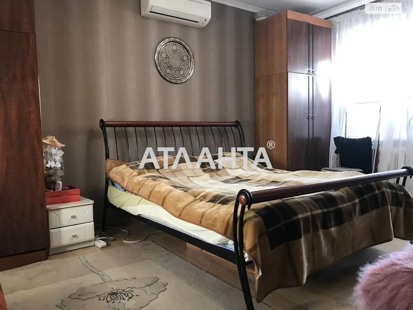 Продается 4-комнатная квартира 88 кв. м в Черновцах, цена: 59900 $