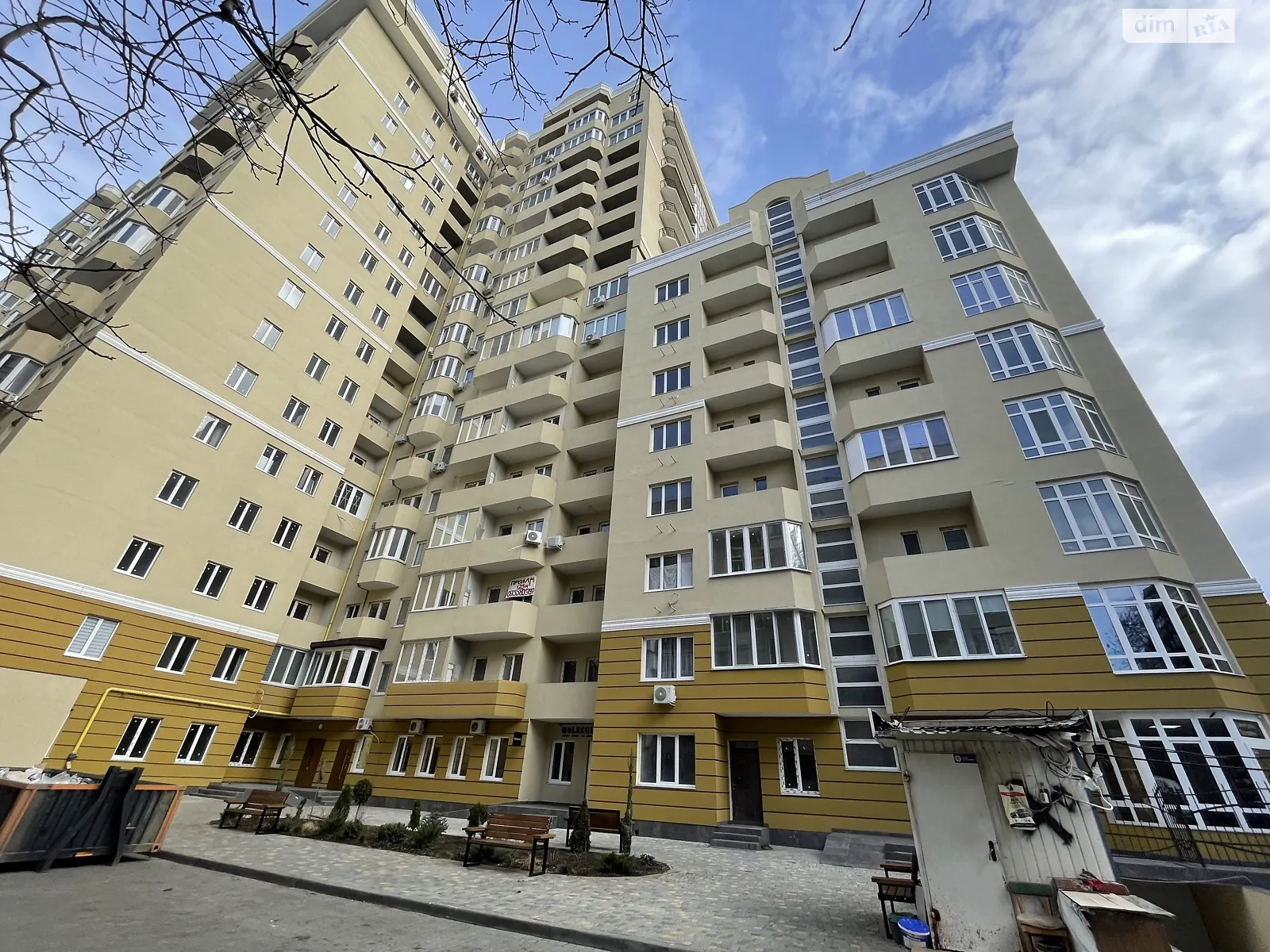 Продається 2-кімнатна квартира 60 кв. м у Одесі, вул. Сонячна - фото 1