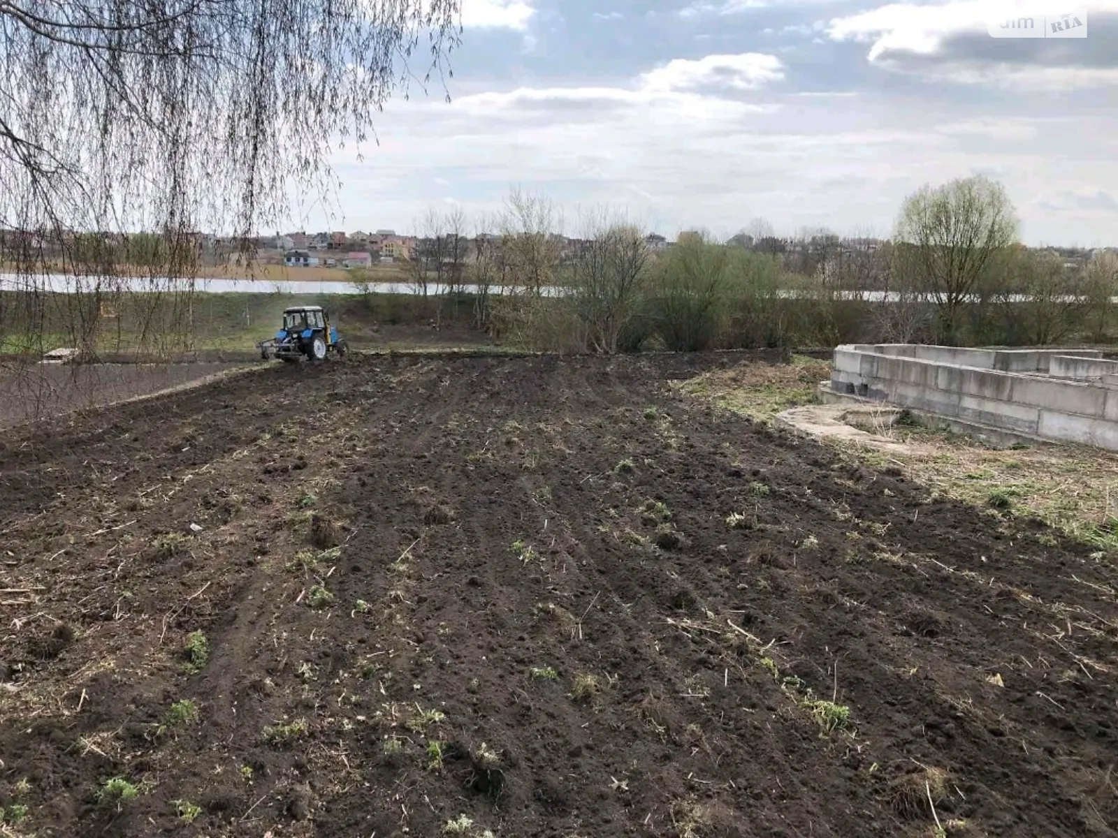 Продається земельна ділянка 10 соток у Хмельницькій області, цена: 20000 $