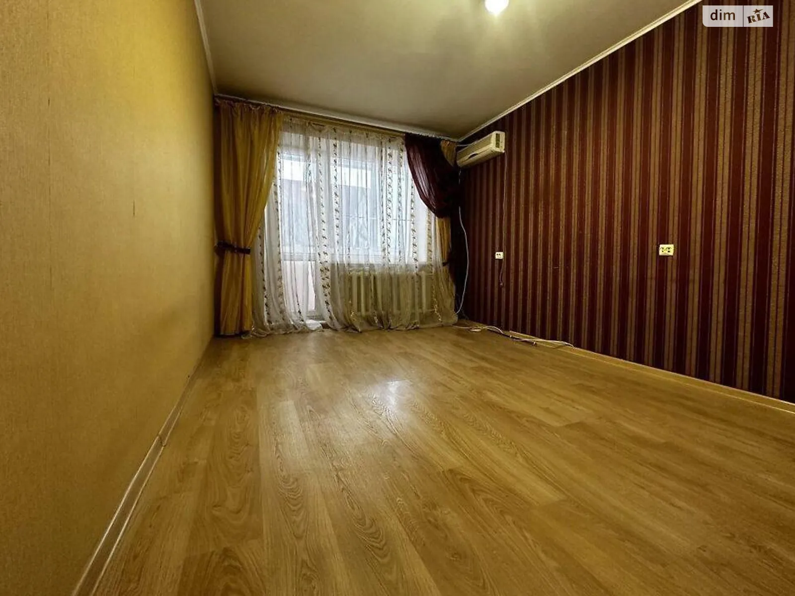 Продається 1-кімнатна квартира 34 кв. м у Полтаві, цена: 34000 $