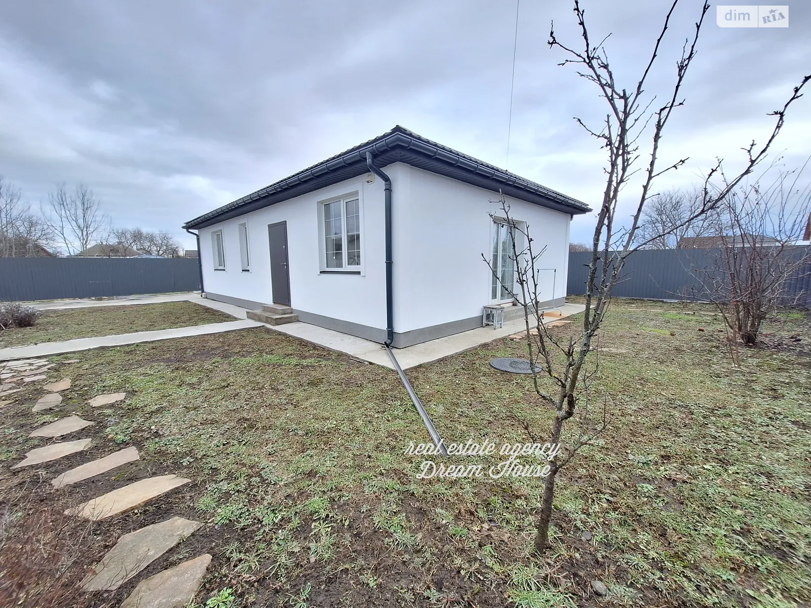 Продается одноэтажный дом 80 кв. м с мебелью, цена: 75000 $ - фото 1