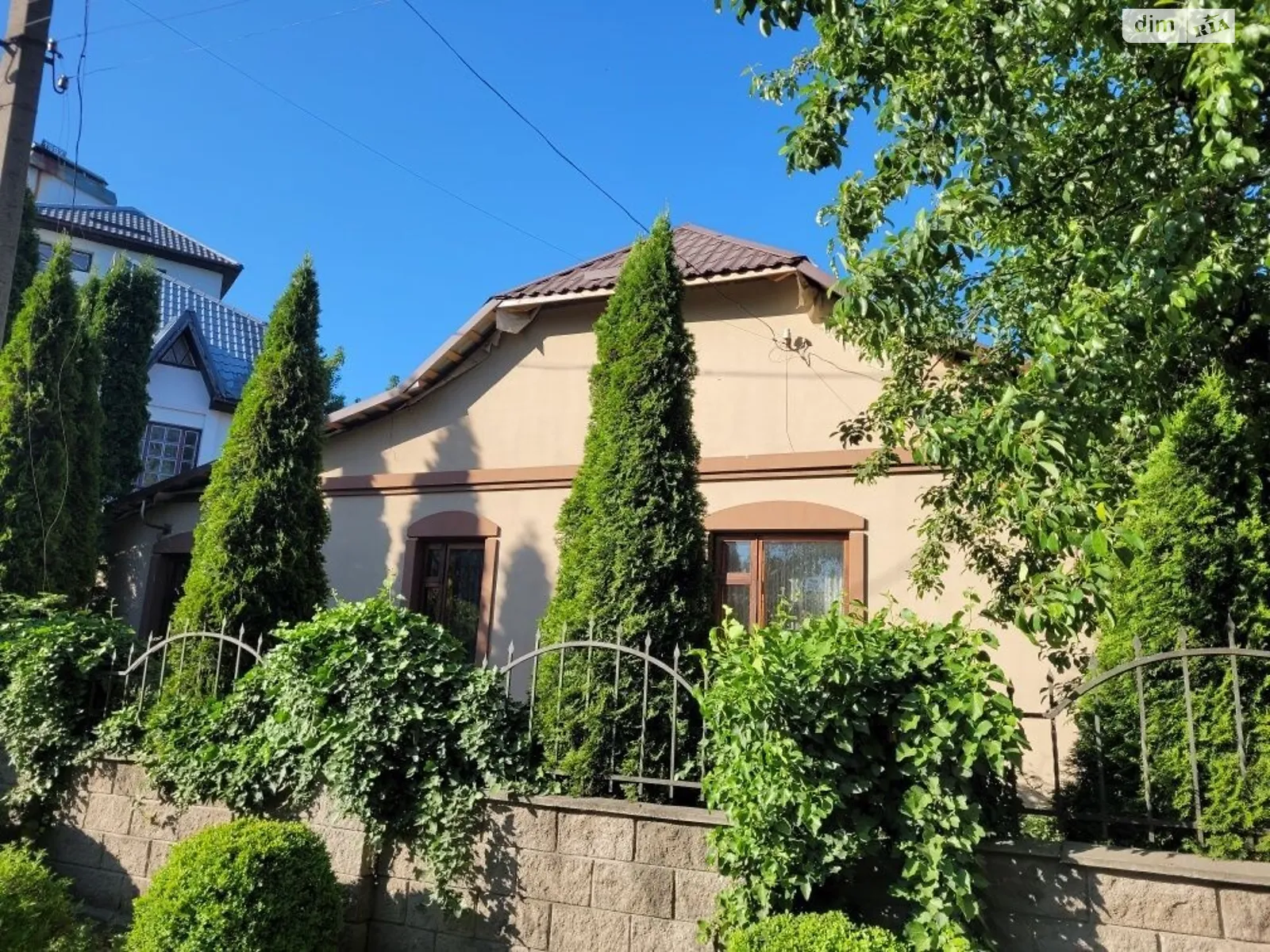 Продається одноповерховий будинок 106 кв. м з каміном, цена: 89500 $