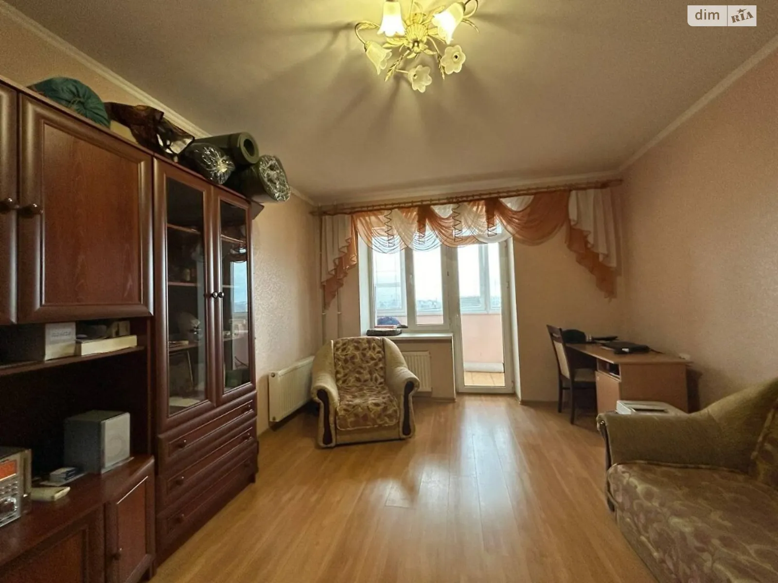 Продается 2-комнатная квартира 69 кв. м в Одессе, ул. Парковая, 77 - фото 1