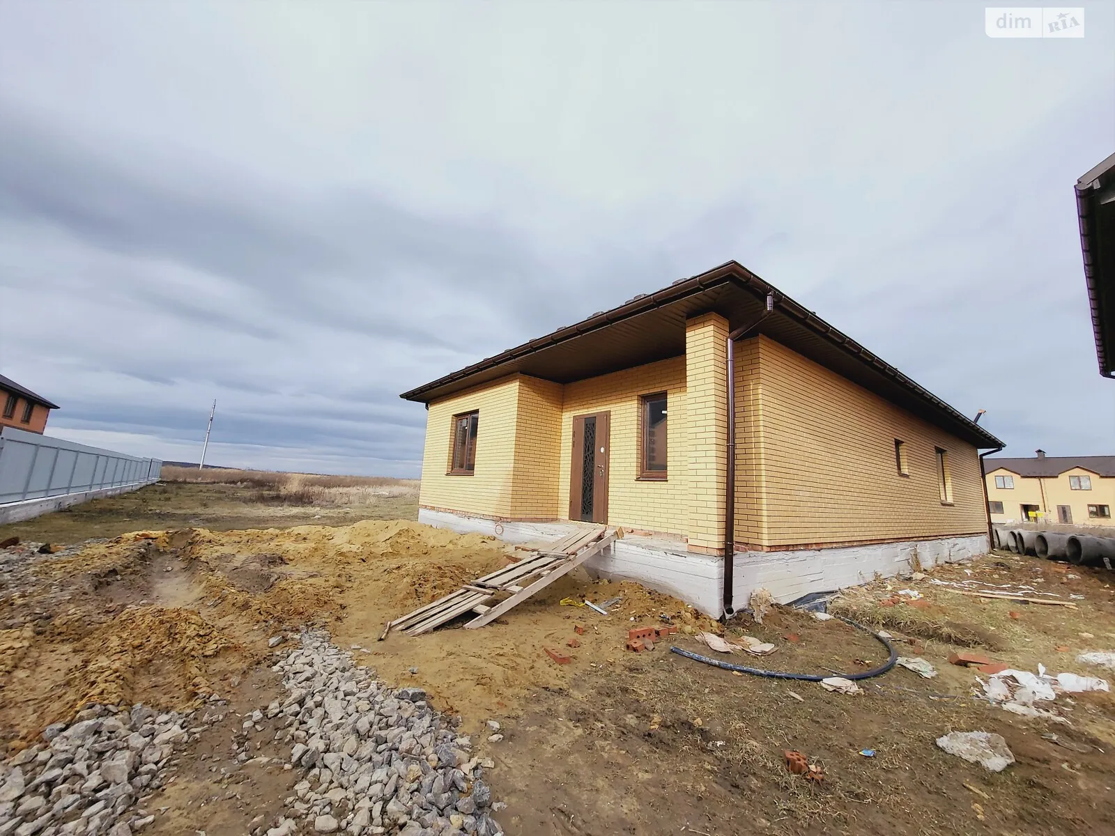 Продається одноповерховий будинок 105 кв. м з меблями, цена: 85000 $ - фото 1
