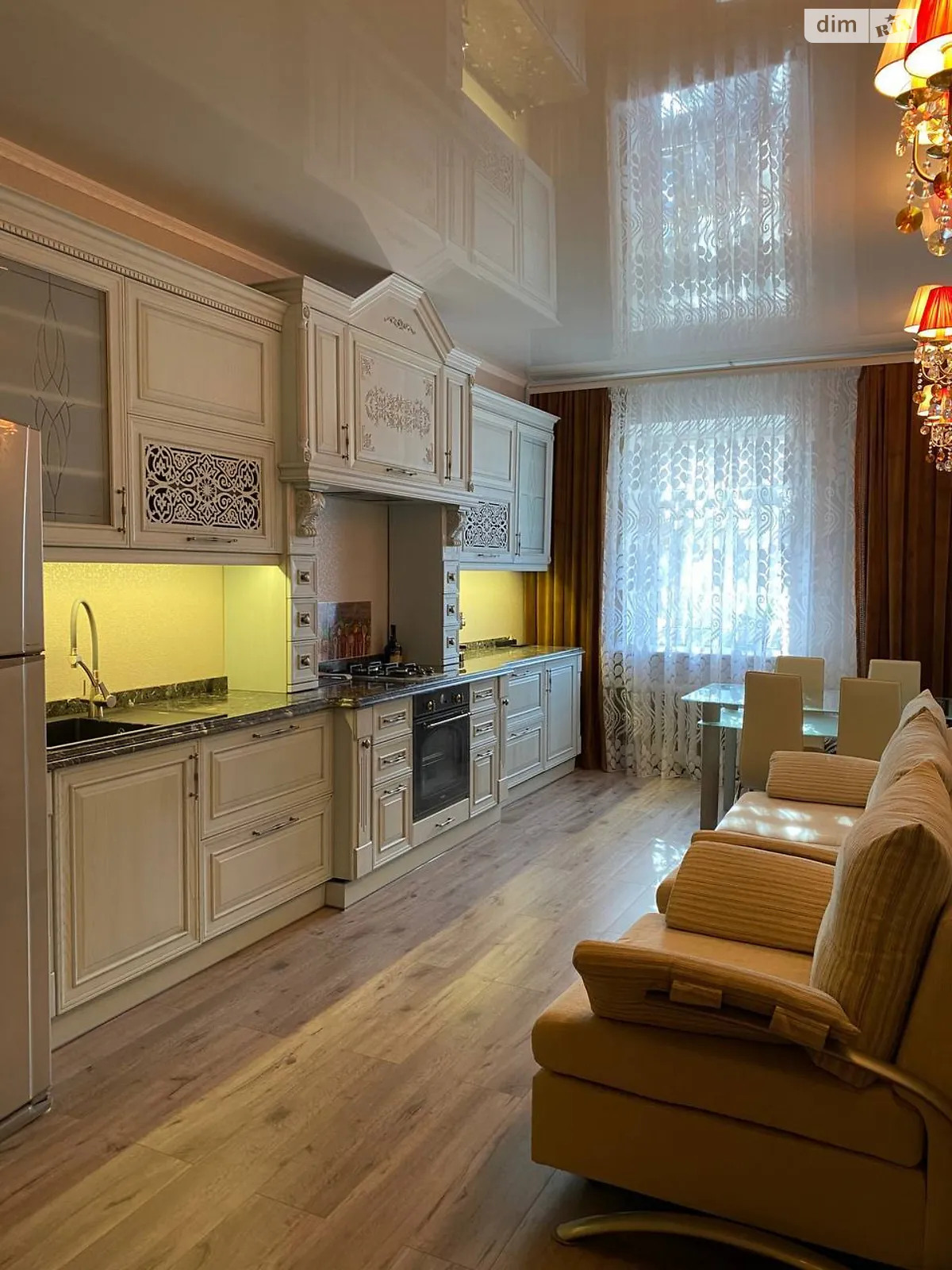 Продается 2-комнатная квартира 55 кв. м в Одессе, ул. Канатная - фото 1