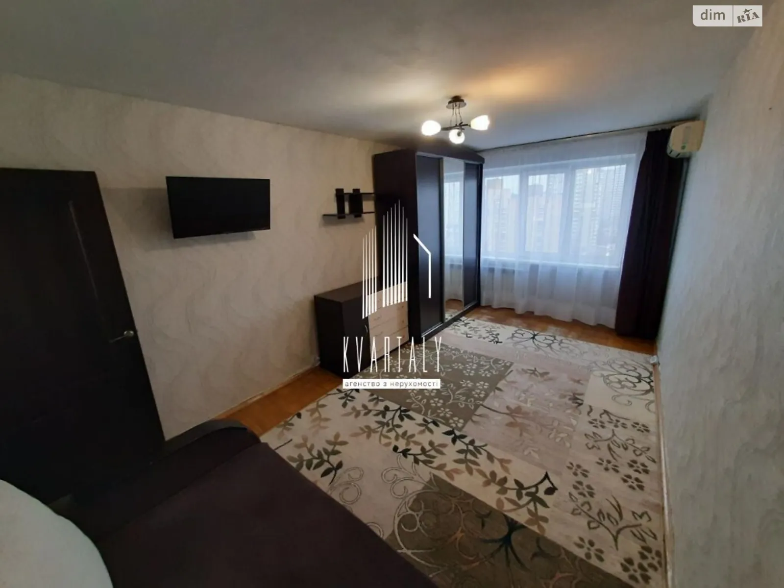 Продается 1-комнатная квартира 34 кв. м в Киеве, ул. Пантелеймона Кулиша(Челябинская), 17 - фото 1
