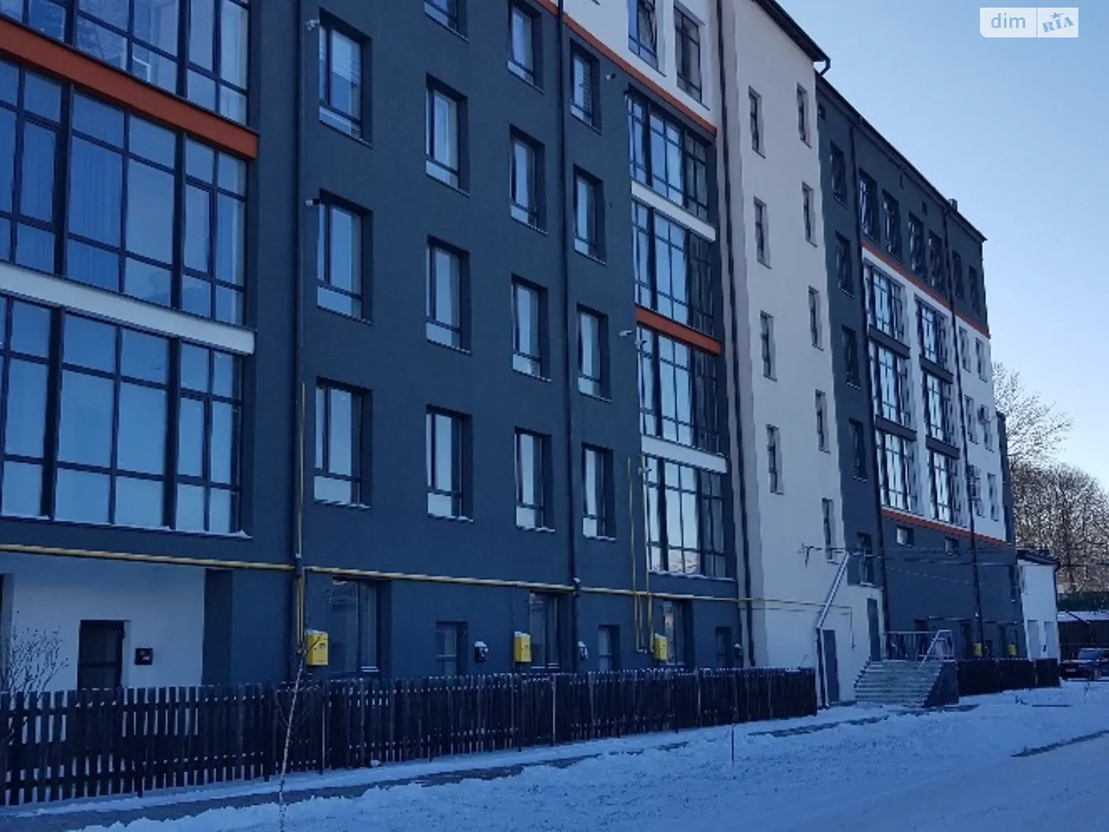 Продается 3-комнатная квартира 126 кв. м в Черткове, ул. Владимира Великого