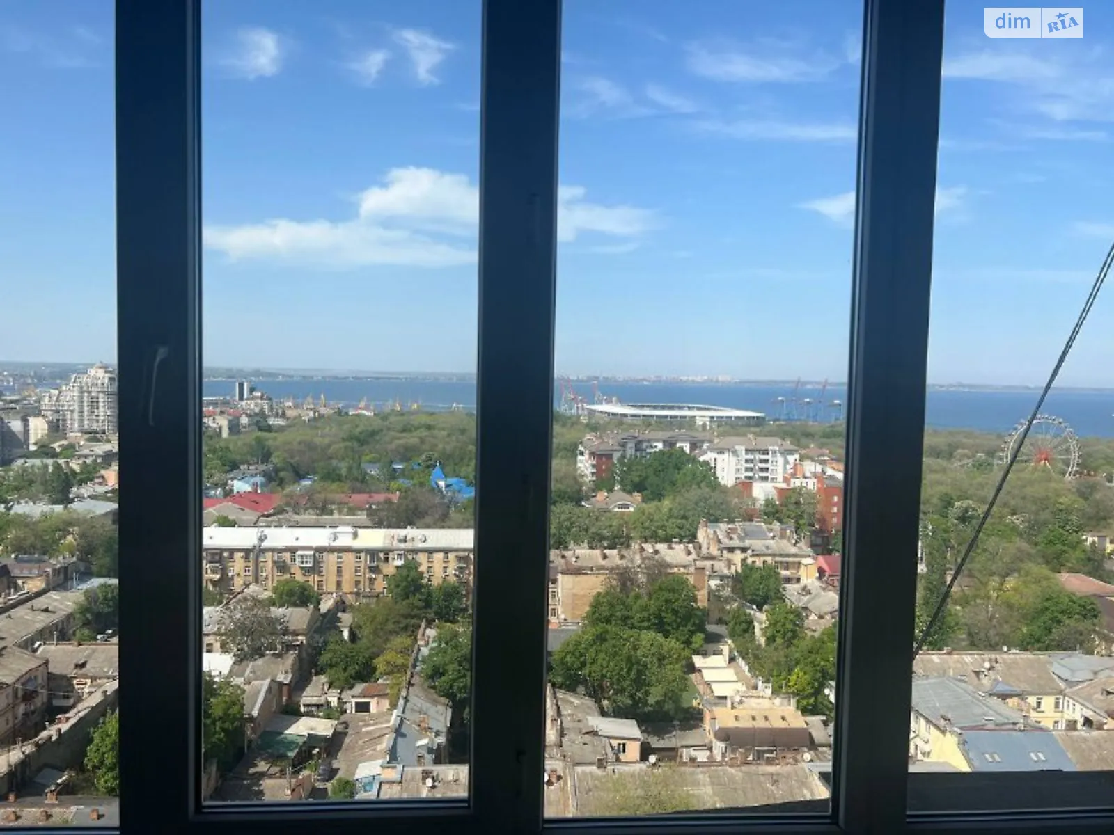 Продається 1-кімнатна квартира 40 кв. м у Одесі, вул. Базарна, 5/4 - фото 1