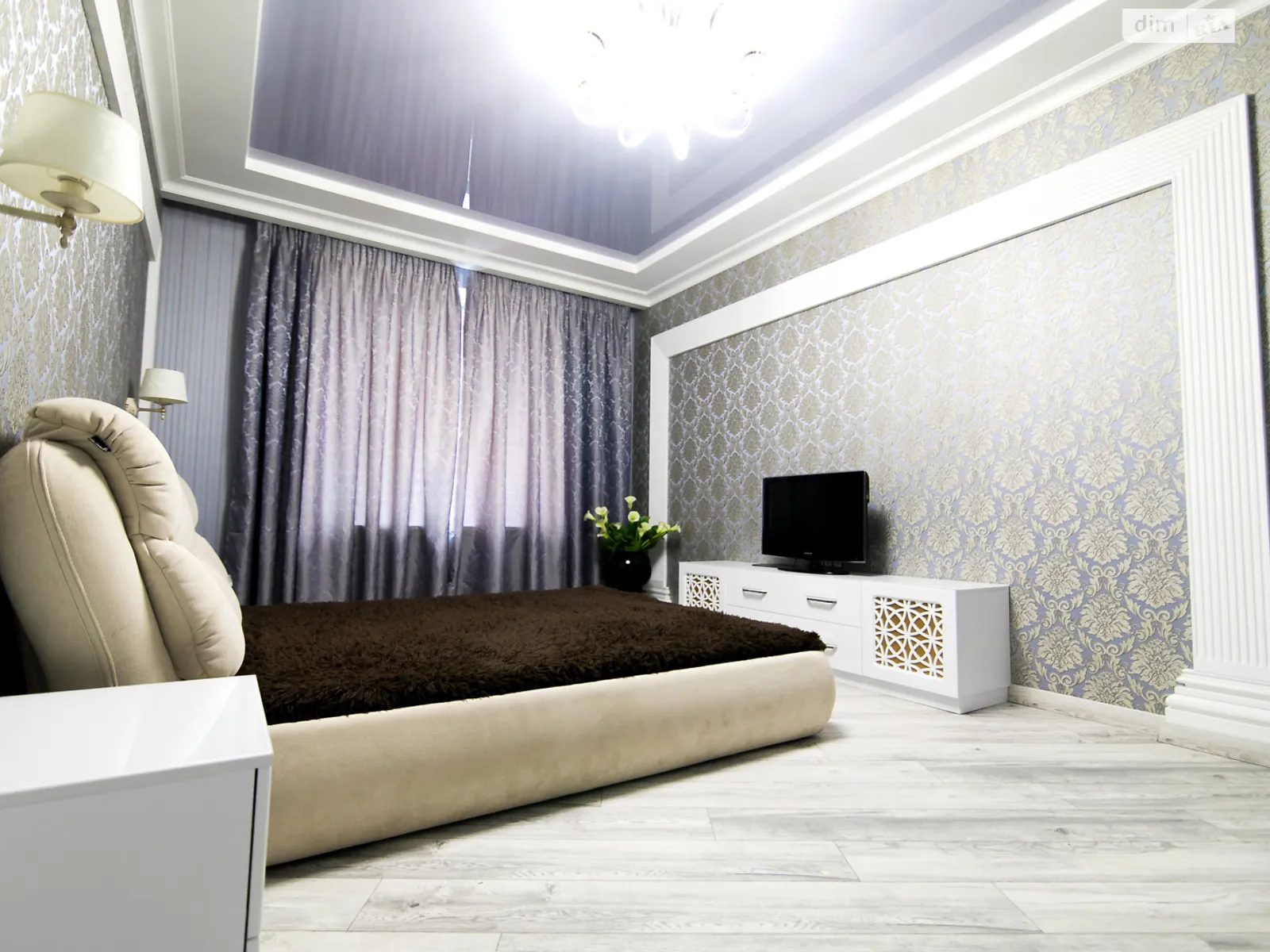 Сдается в аренду 2-комнатная квартира 75 кв. м в Харькове