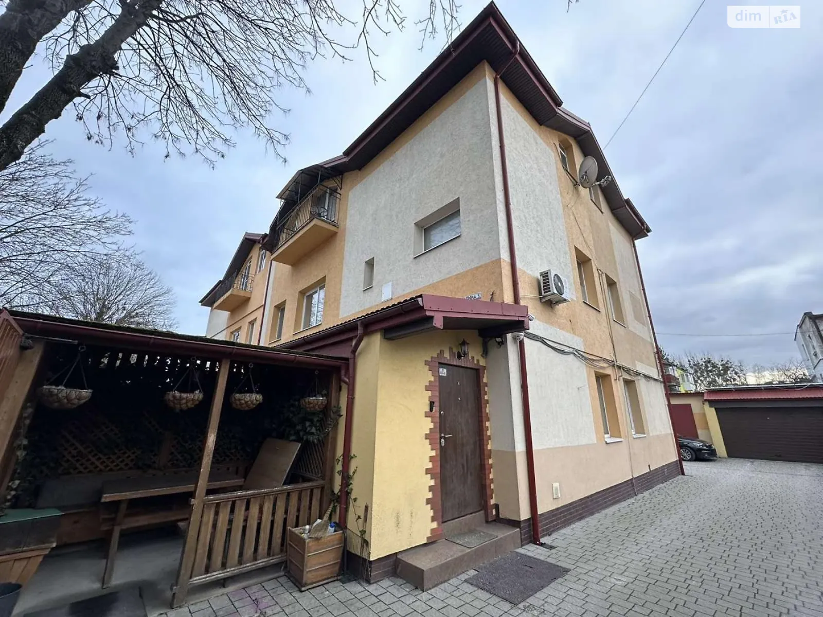 Продается часть дома 109 кв. м с камином, цена: 125000 $