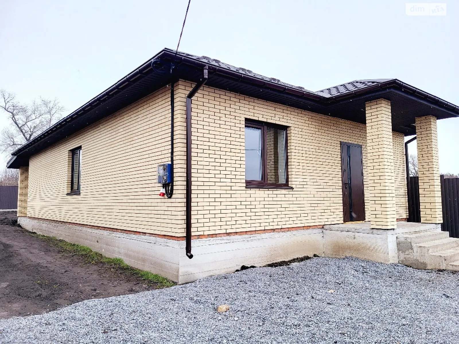 Продається одноповерховий будинок 92 кв. м з каміном, цена: 87000 $ - фото 1