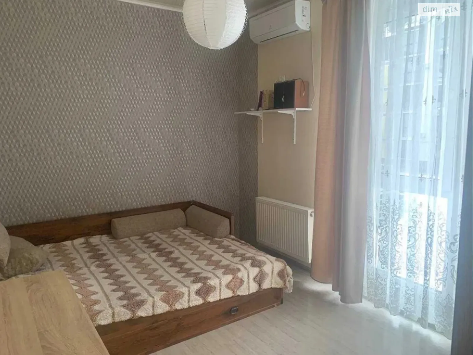 Продается 1-комнатная квартира 32 кв. м в Святопетровское, ул. Николая Амосова, 69