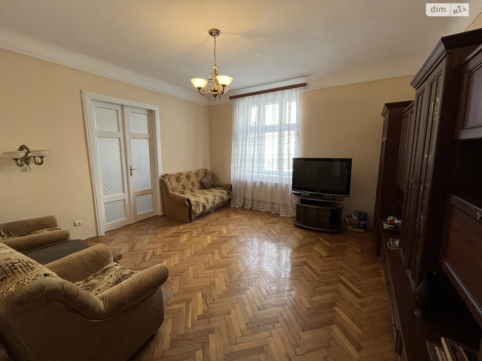 Продается 2-комнатная квартира 67.8 кв. м в Черновцах, цена: 72000 $ - фото 1