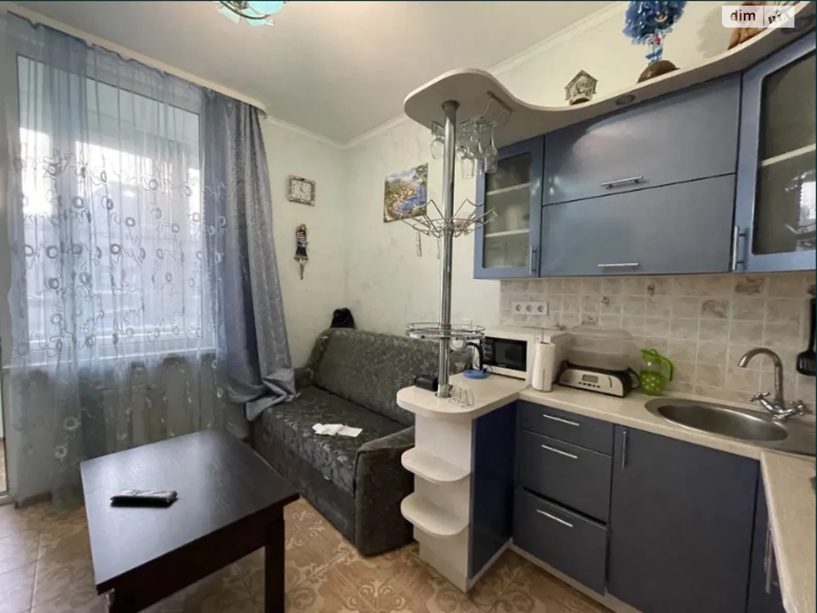 Продается 1-комнатная квартира 50 кв. м в Одессе, ул. Генуэзская, 24Д