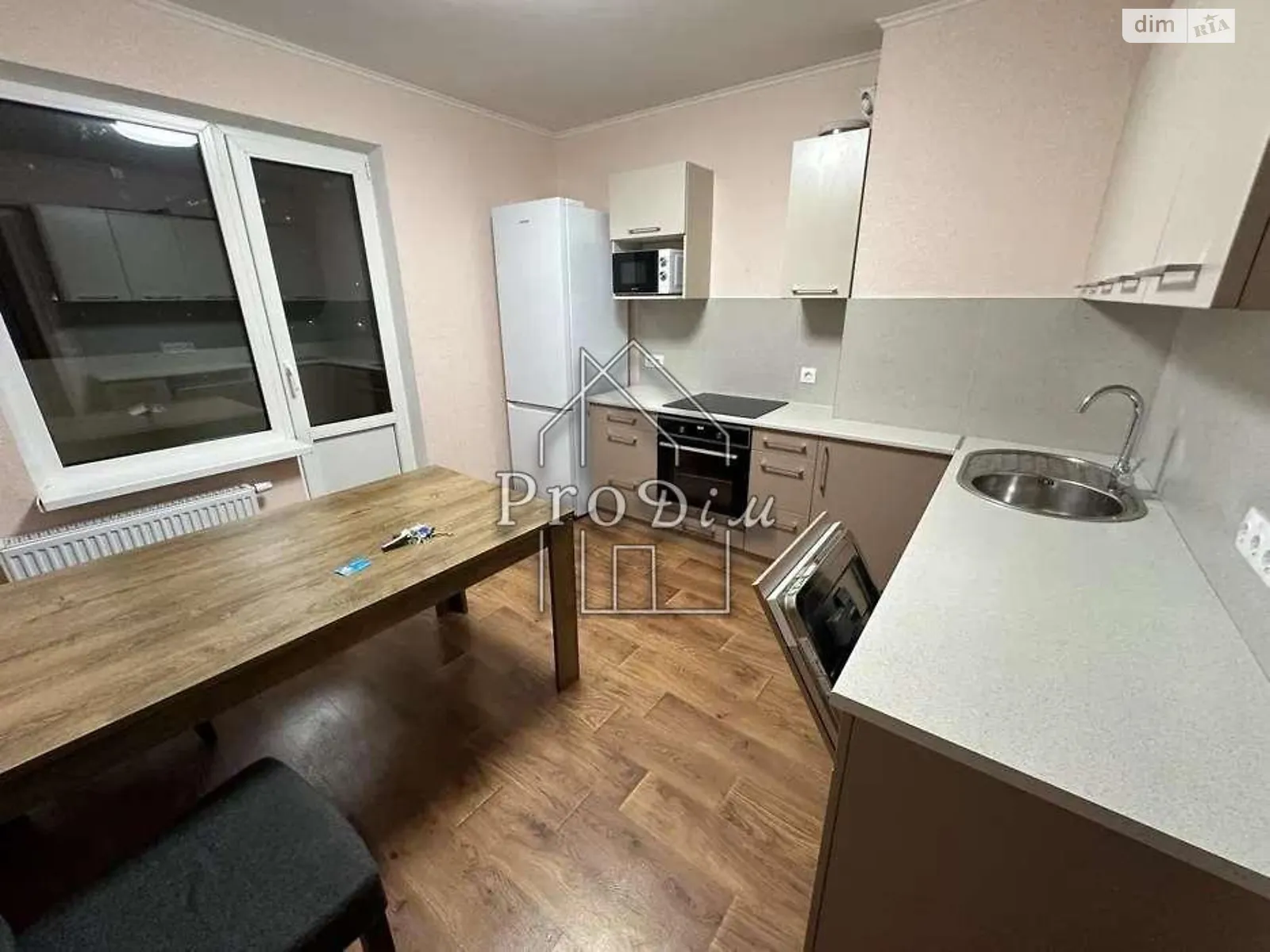 Продается 2-комнатная квартира 78 кв. м в Киеве, цена: 82000 $