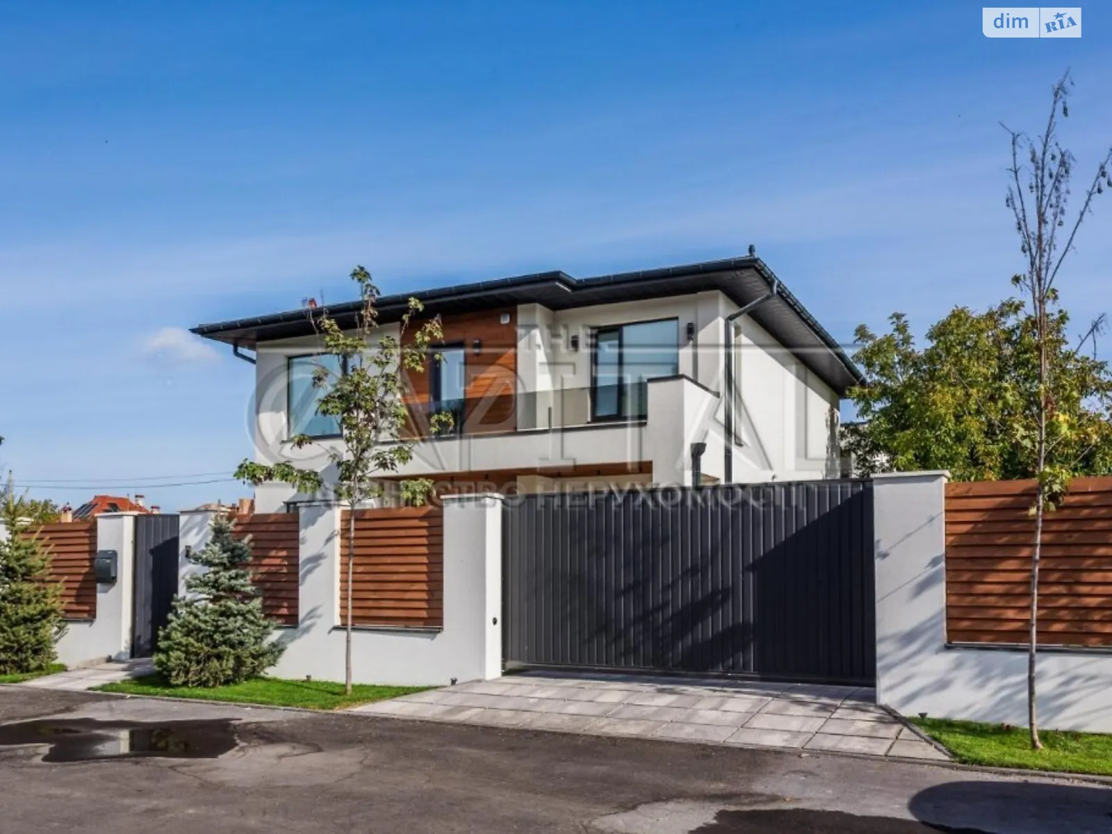 Продается дом на 2 этажа 215 кв. м с участком, цена: 400000 $ - фото 1
