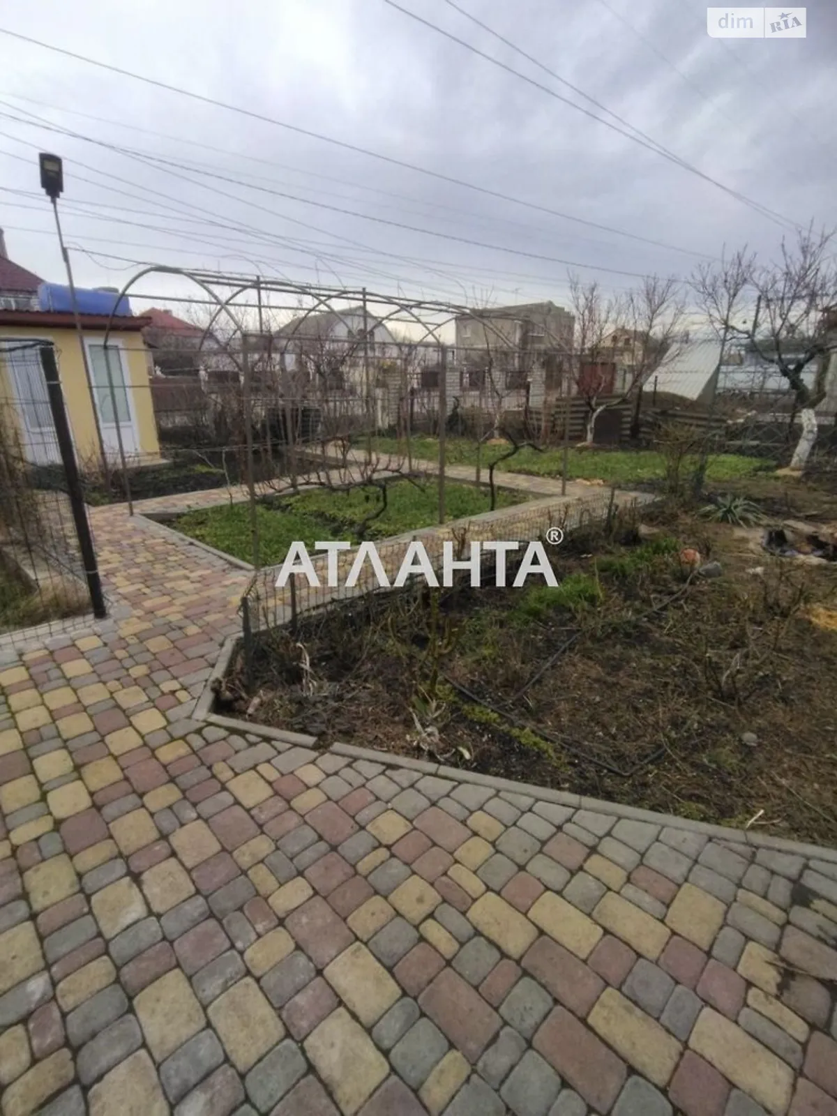 Продается дом на 2 этажа 170 кв. м с камином, цена: 85000 $ - фото 1