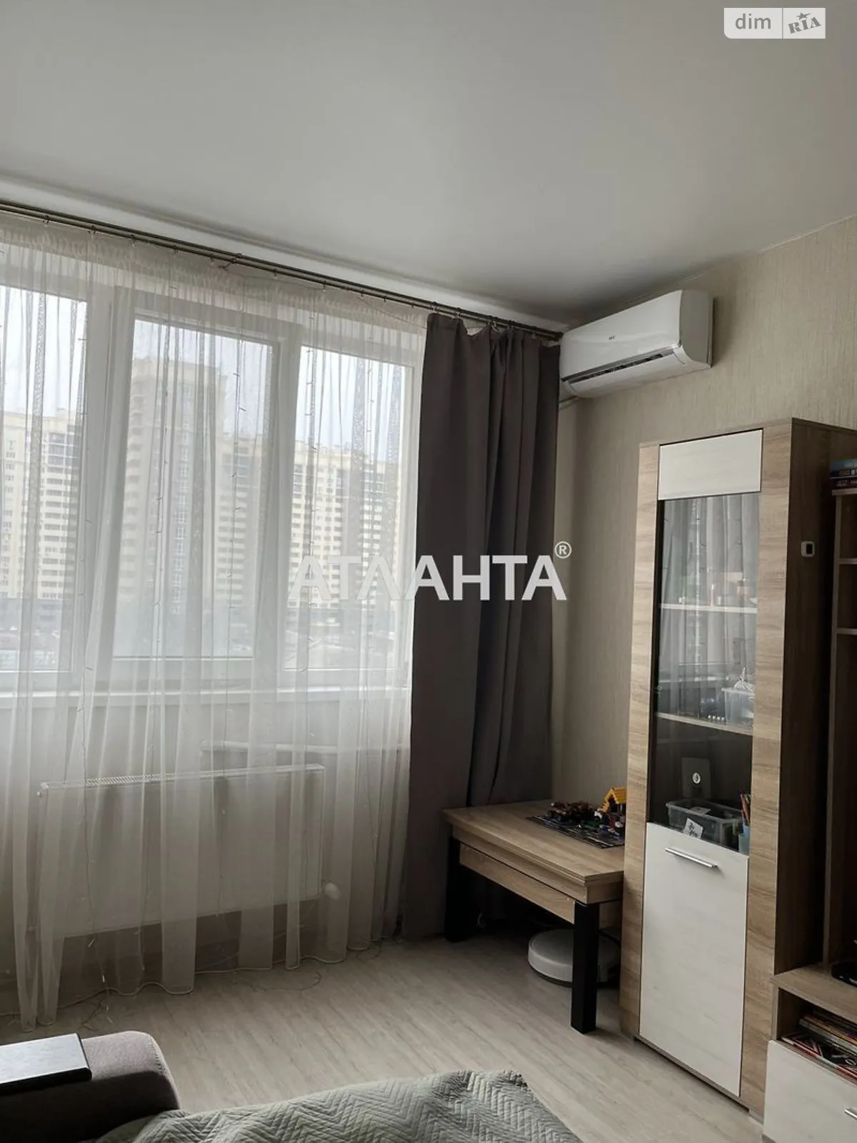 Продается 1-комнатная квартира 37.8 кв. м в Одессе, ул. Академика Воробьёва