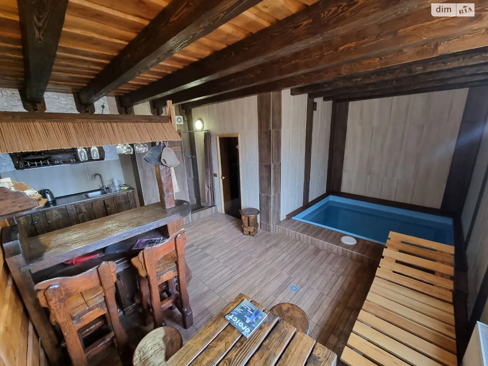 Продается объект сферы услуг 240 кв. м в 2-этажном здании, цена: 89800 $ - фото 1