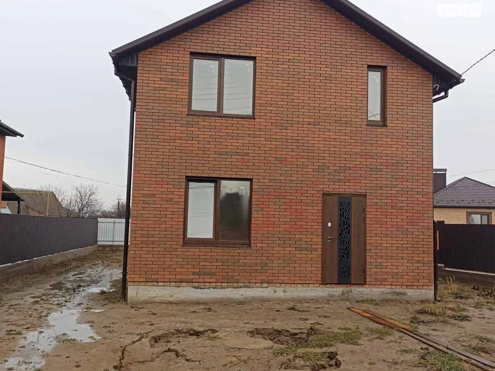 Продається будинок 2 поверховий 117 кв. м з каміном, цена: 82000 $