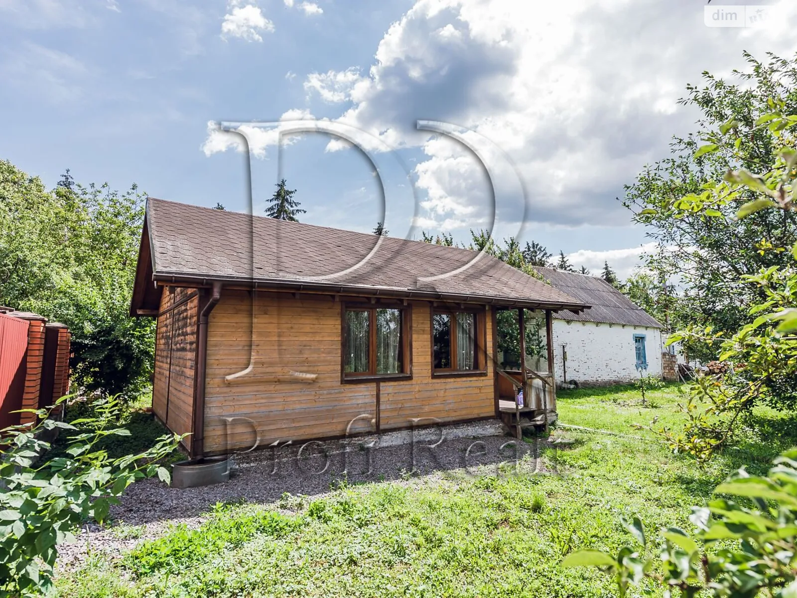 Продається одноповерховий будинок 61 кв. м з каміном, цена: 22000 $