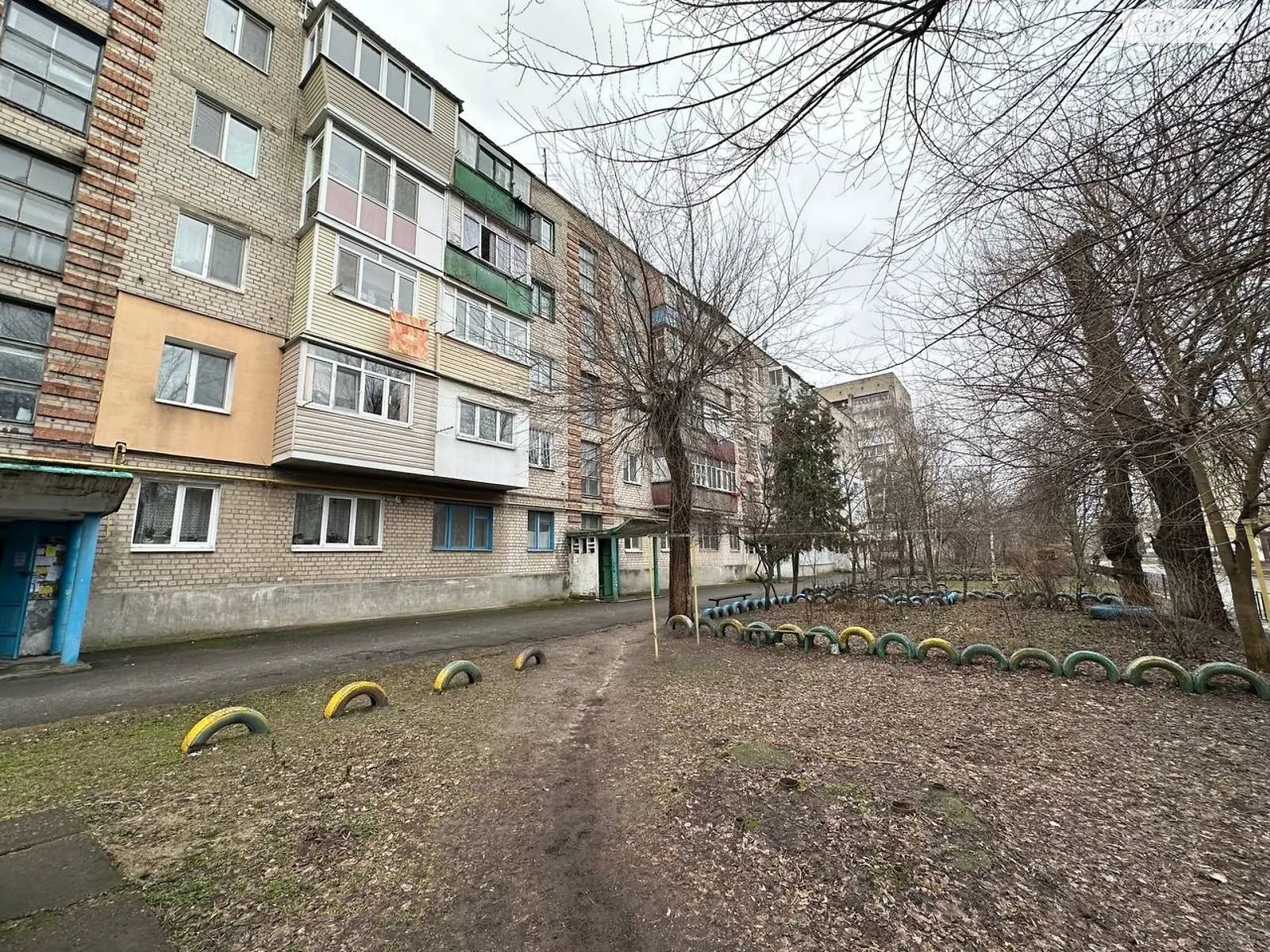 Продается 2-комнатная квартира 45 кв. м в Новомосковске, цена: 28000 $