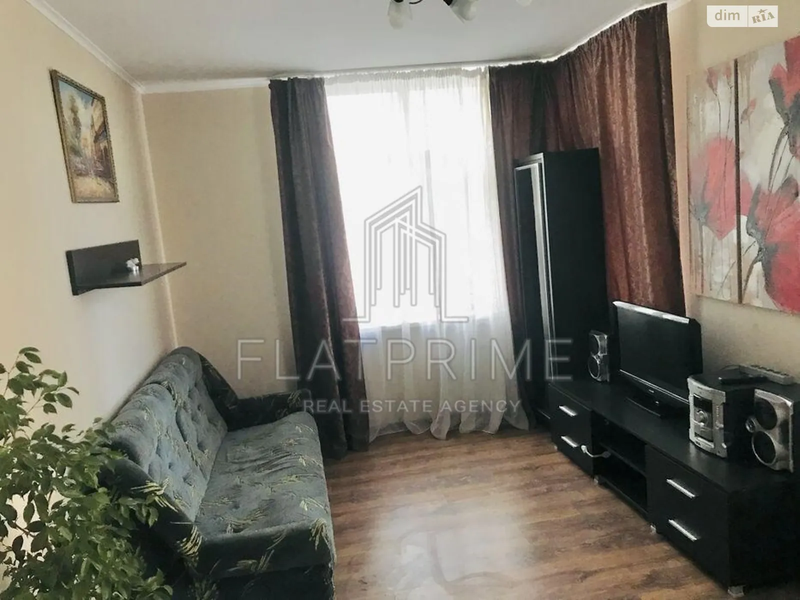 Продается 2-комнатная квартира 61 кв. м в Киеве, ул. Семьи Кульженков, 8