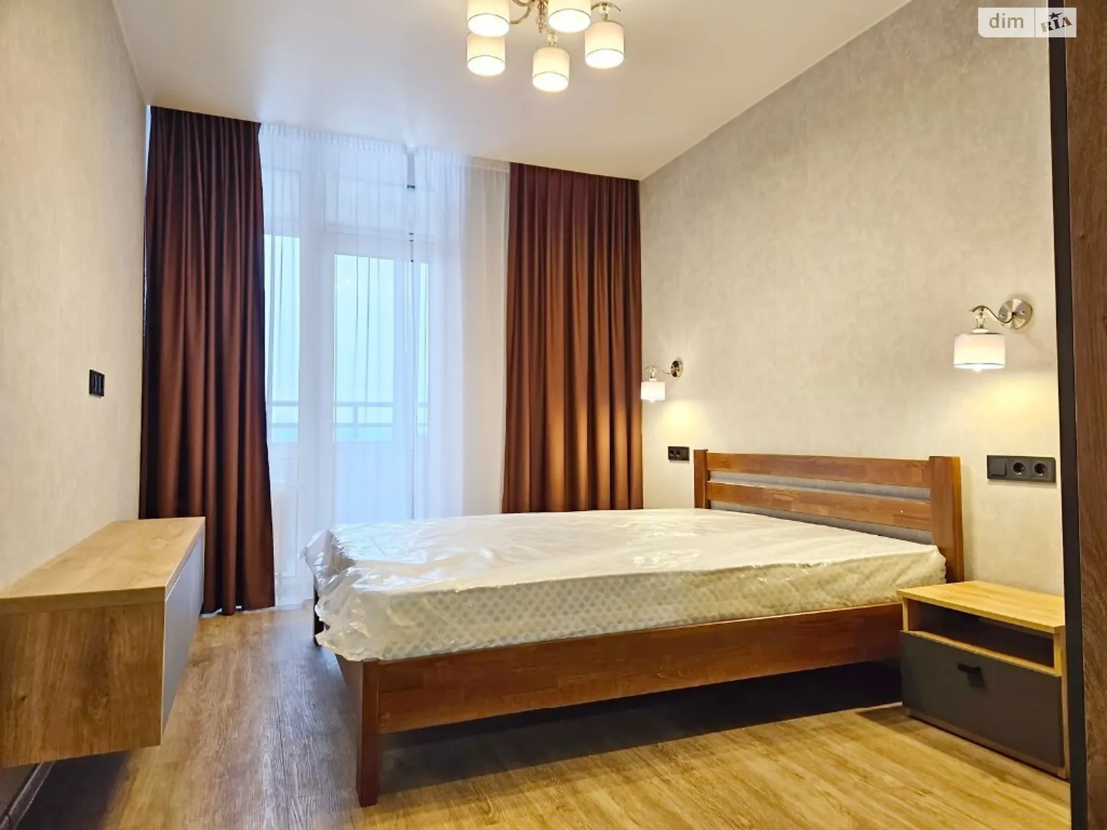 Продается 1-комнатная квартира 46 кв. м в Киеве, наб. Днепровская, 18Б - фото 1