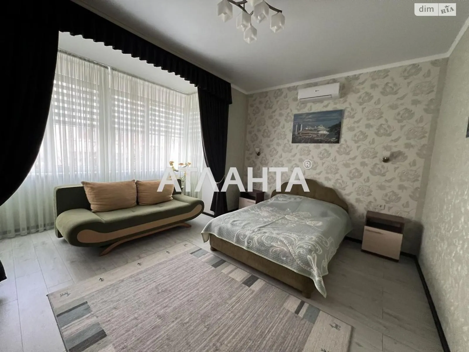 Продається 1-кімнатна квартира 46.4 кв. м у Чорноморську, вул. 1 Травня - фото 1