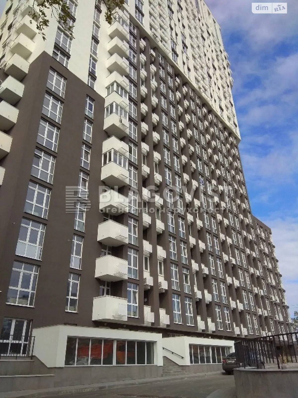Продается 1-комнатная квартира 32 кв. м в Киеве, ул. Ростиславська(Маршала Рыбалко), 5Б - фото 1