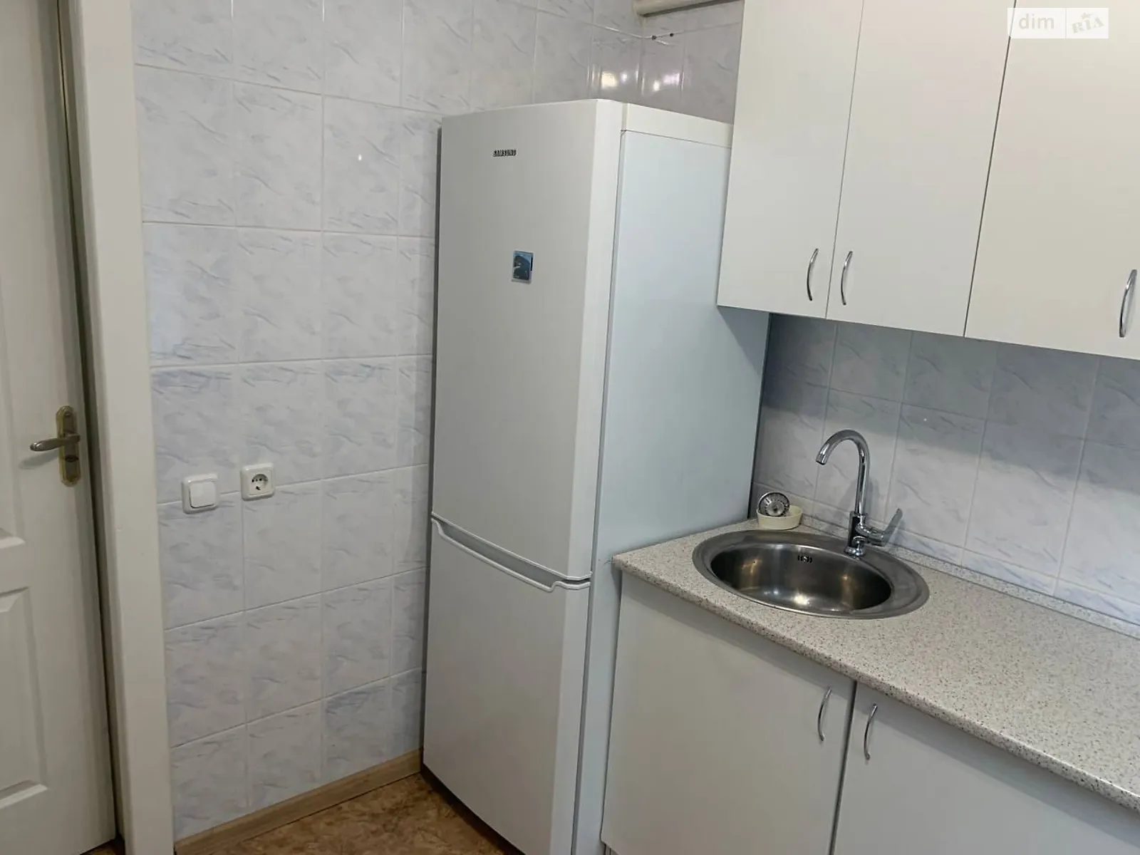 Продається 1-кімнатна квартира 29 кв. м у Полтаві, цена: 33000 $ - фото 1