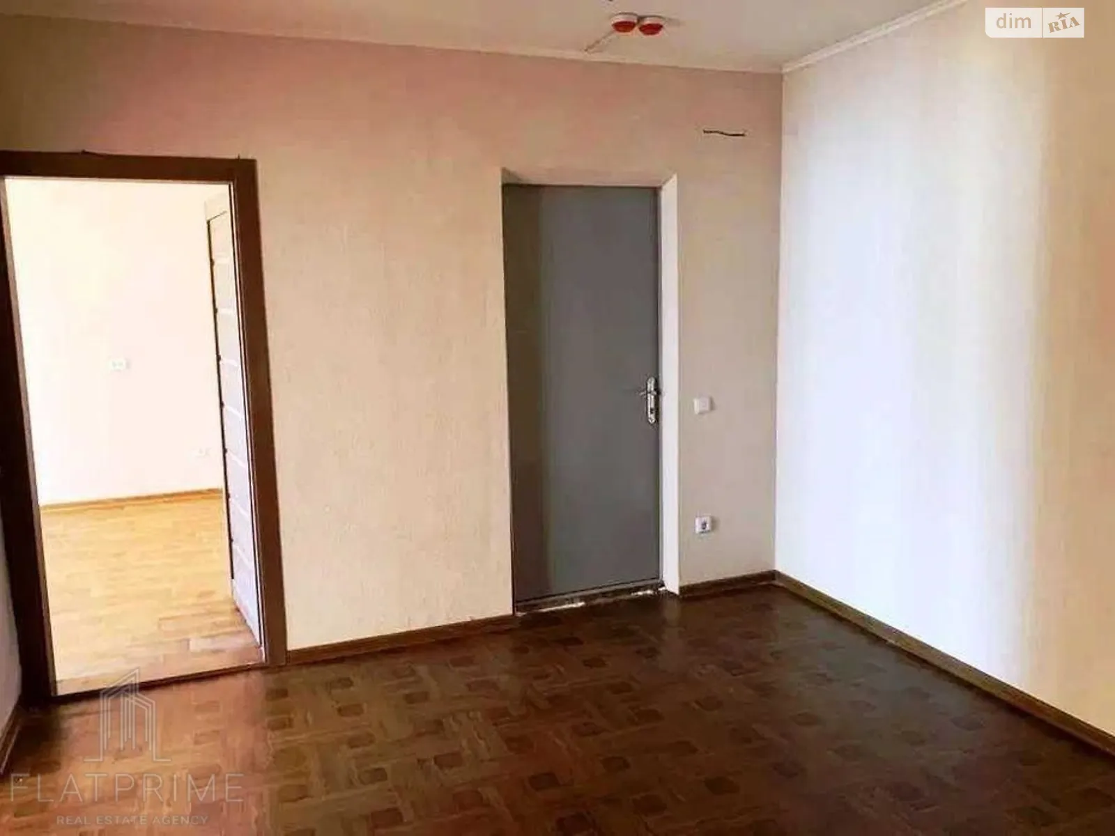 Продается 1-комнатная квартира 60 кв. м в Киеве, ул. Коноплянская, 22 - фото 1
