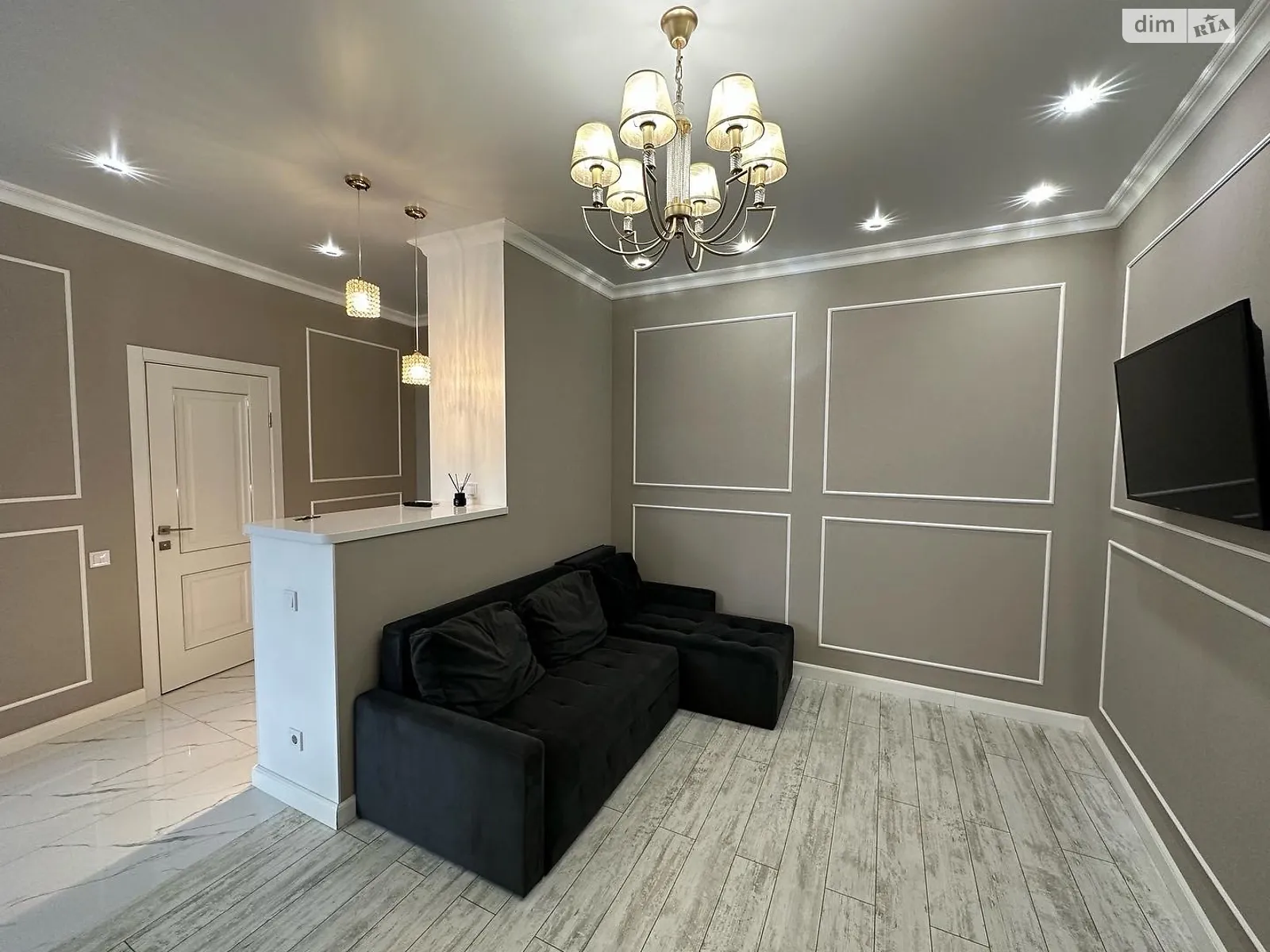 Продается 1-комнатная квартира 39.9 кв. м в Одессе, ул. Генуэзская, 3В - фото 1