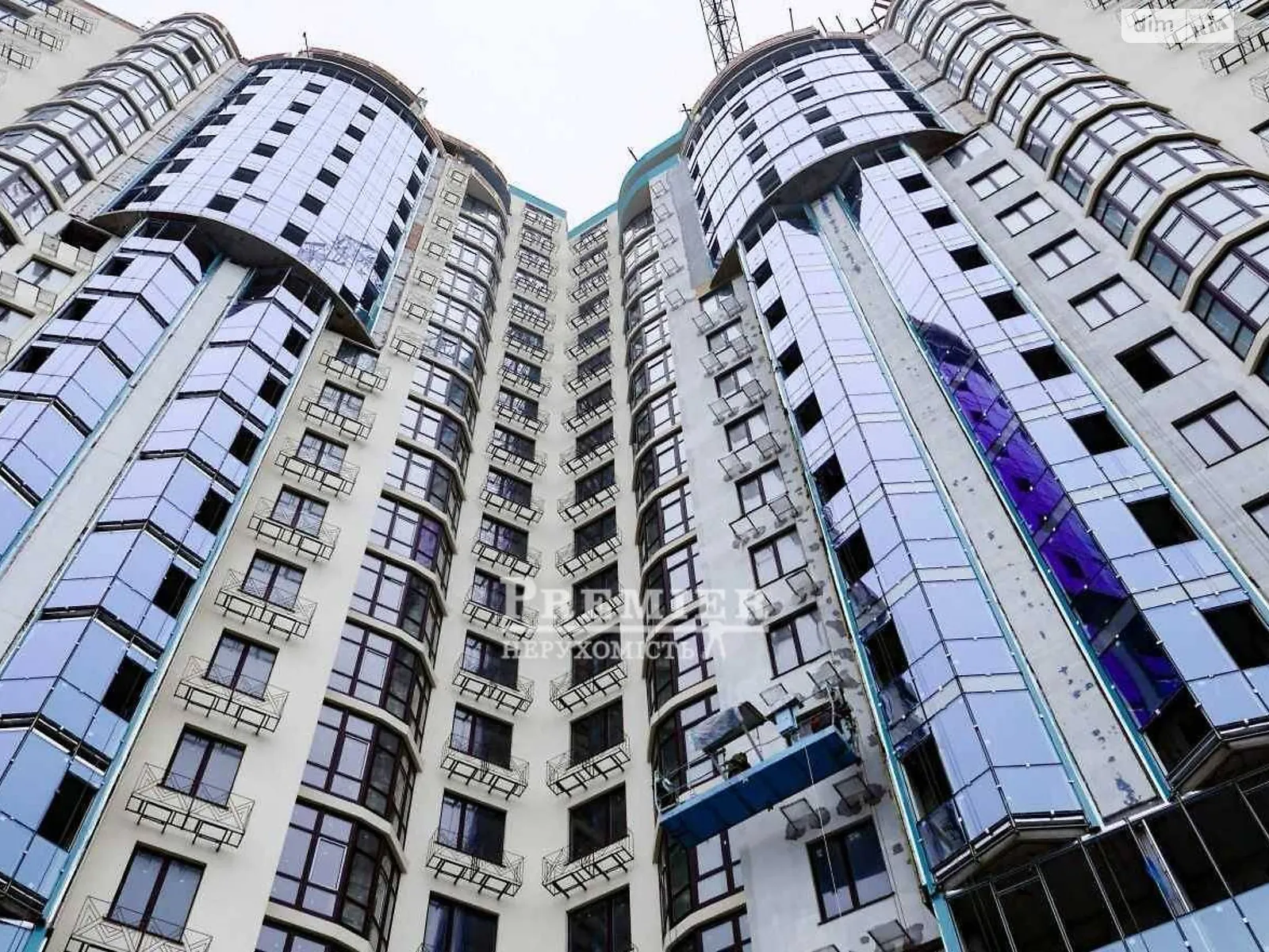 Продается 1-комнатная квартира 58.2 кв. м в Одессе, Фонтанская дор. - фото 1