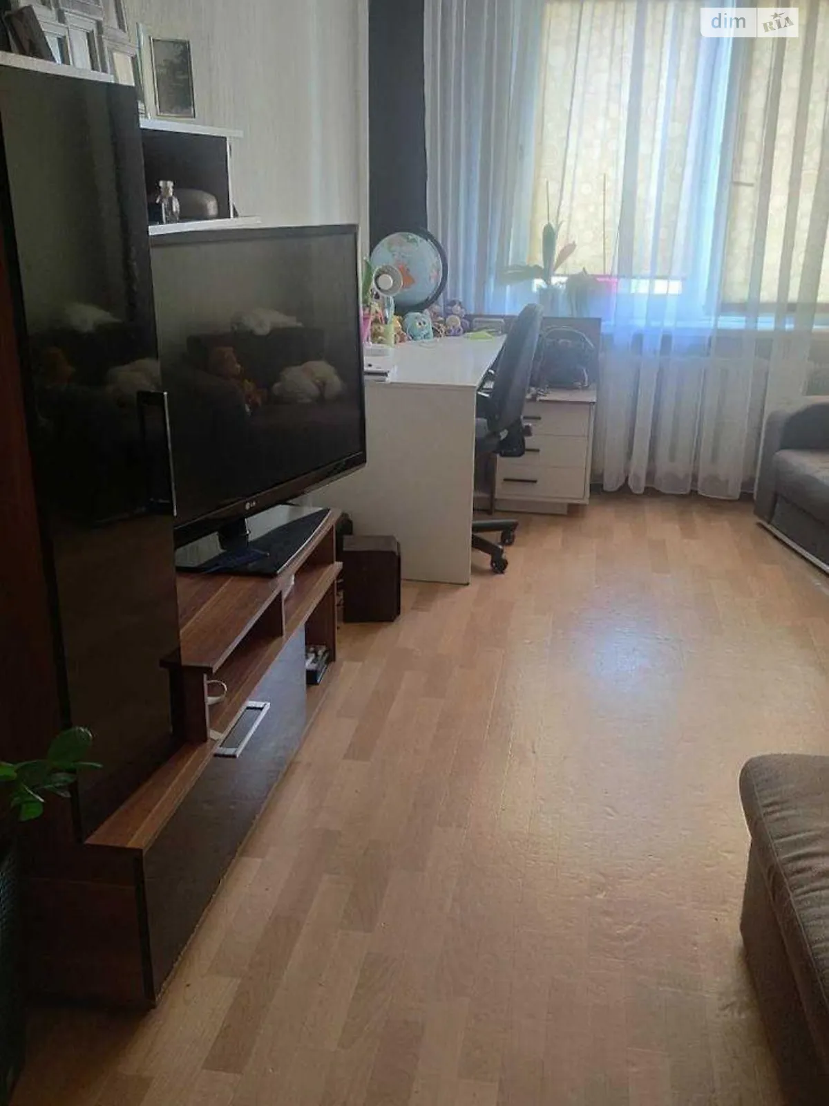 Продается 1-комнатная квартира 43 кв. м в Киеве - фото 2