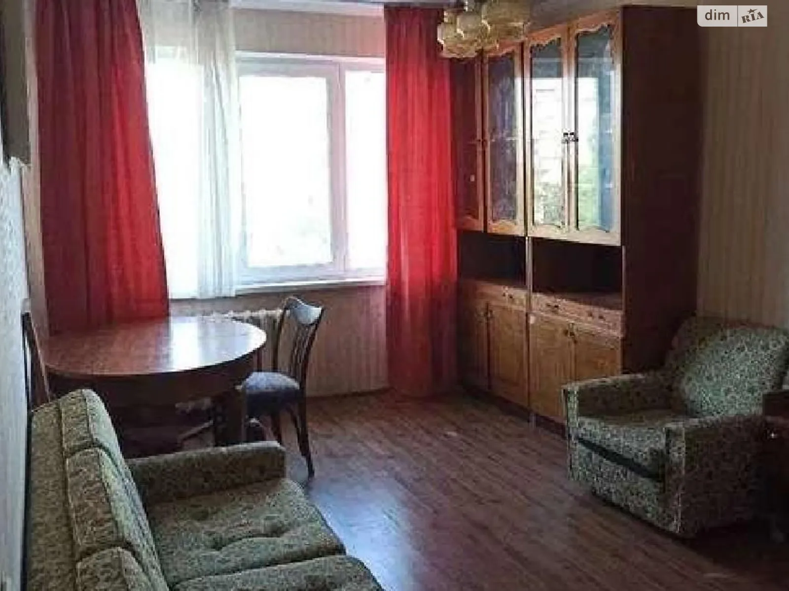 Продается 3-комнатная квартира 62 кв. м в Киеве, просп. Павла Тычины, 28