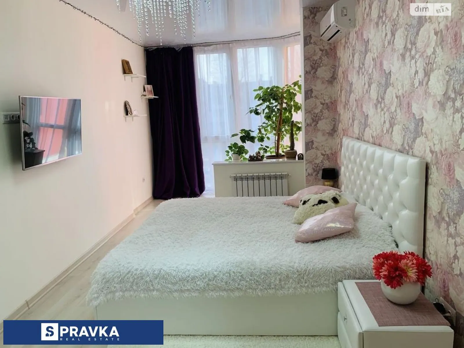Продається 2-кімнатна квартира 52 кв. м у Одесі, вул. Маршала Малиновського, 18
