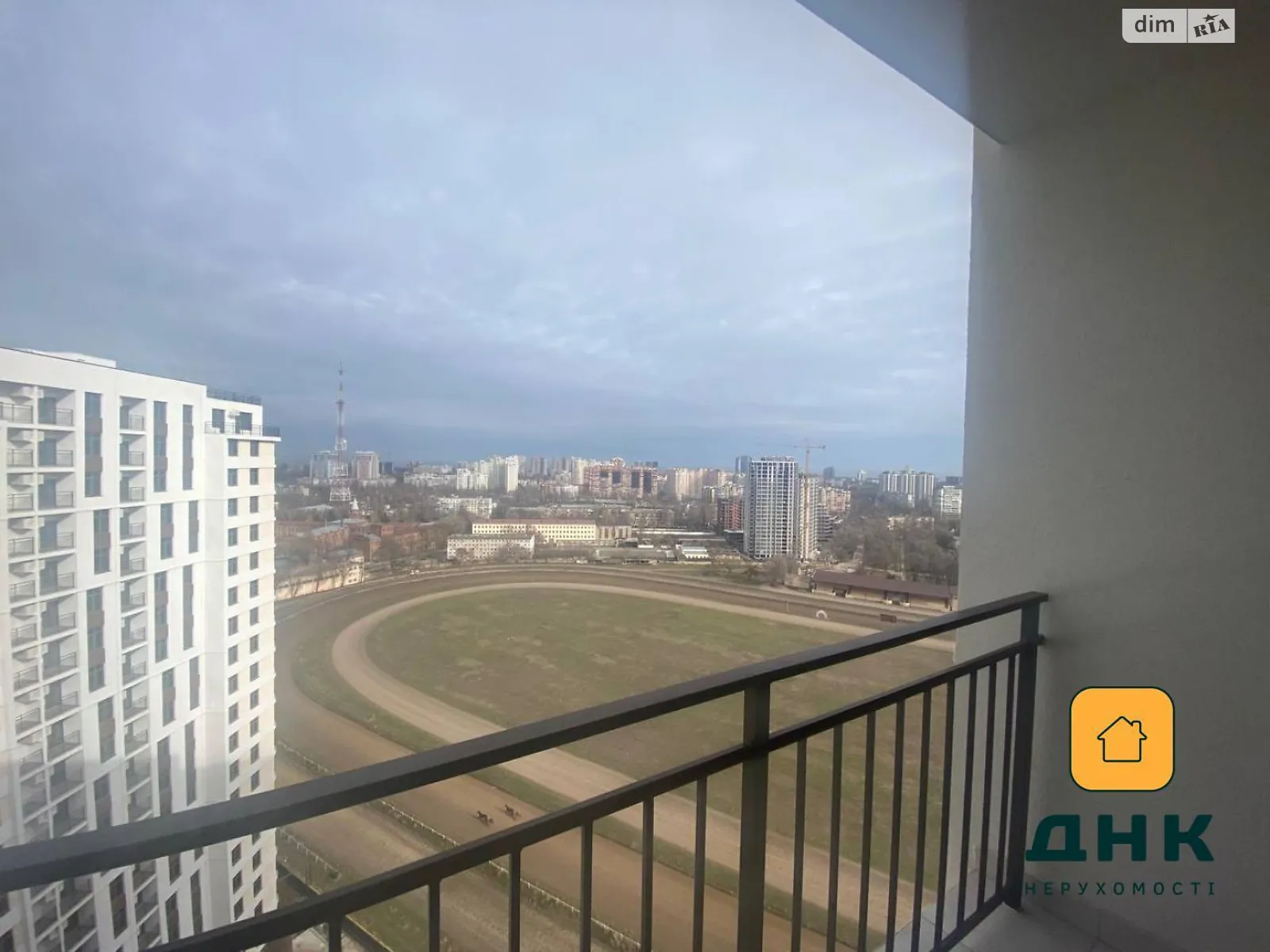 Продается 2-комнатная квартира 71 кв. м в Одессе, ул. Краснова - фото 1
