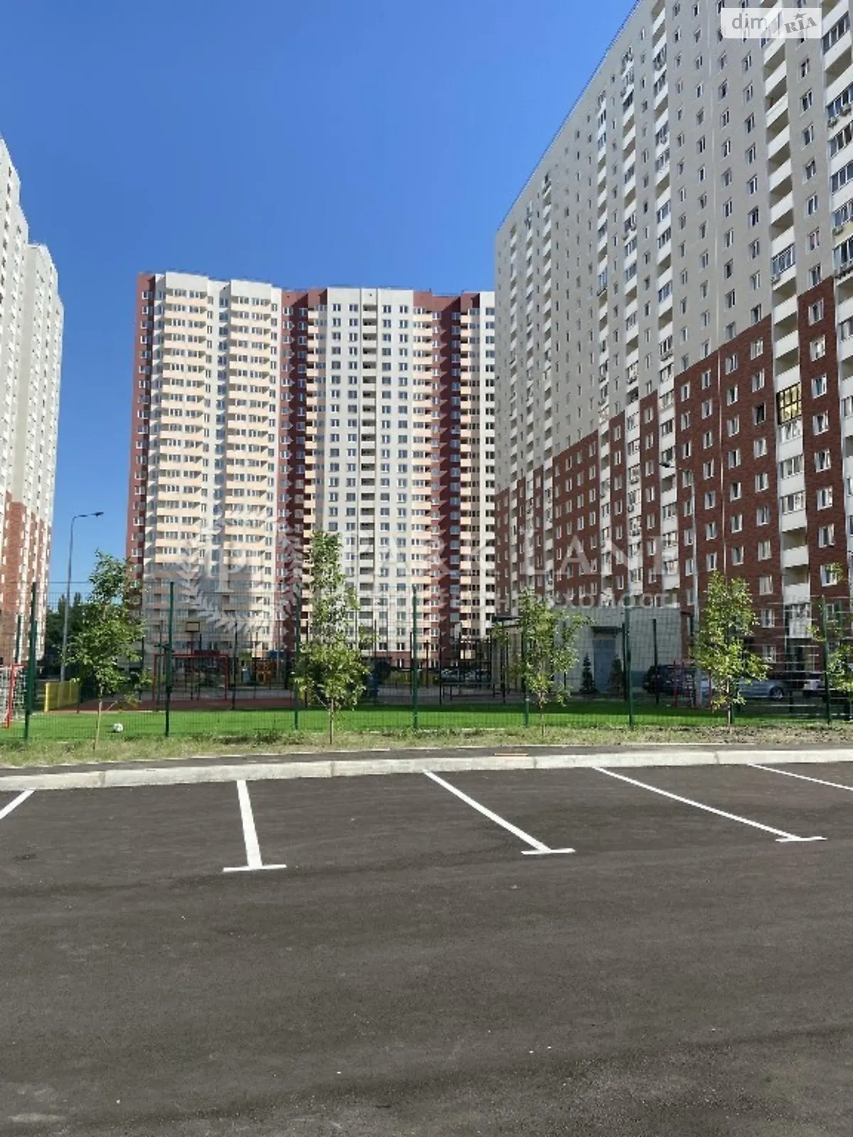 Продается 3-комнатная квартира 89 кв. м в Киеве, пер. Балтийский, 3А