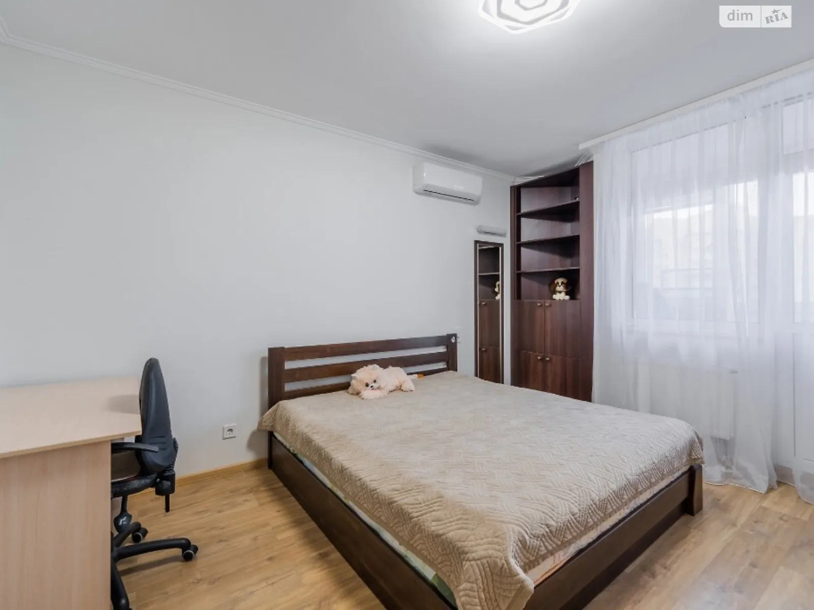 Продается 2-комнатная квартира 74 кв. м в Киеве, ул. Композитора Мейтуса, 4 - фото 1