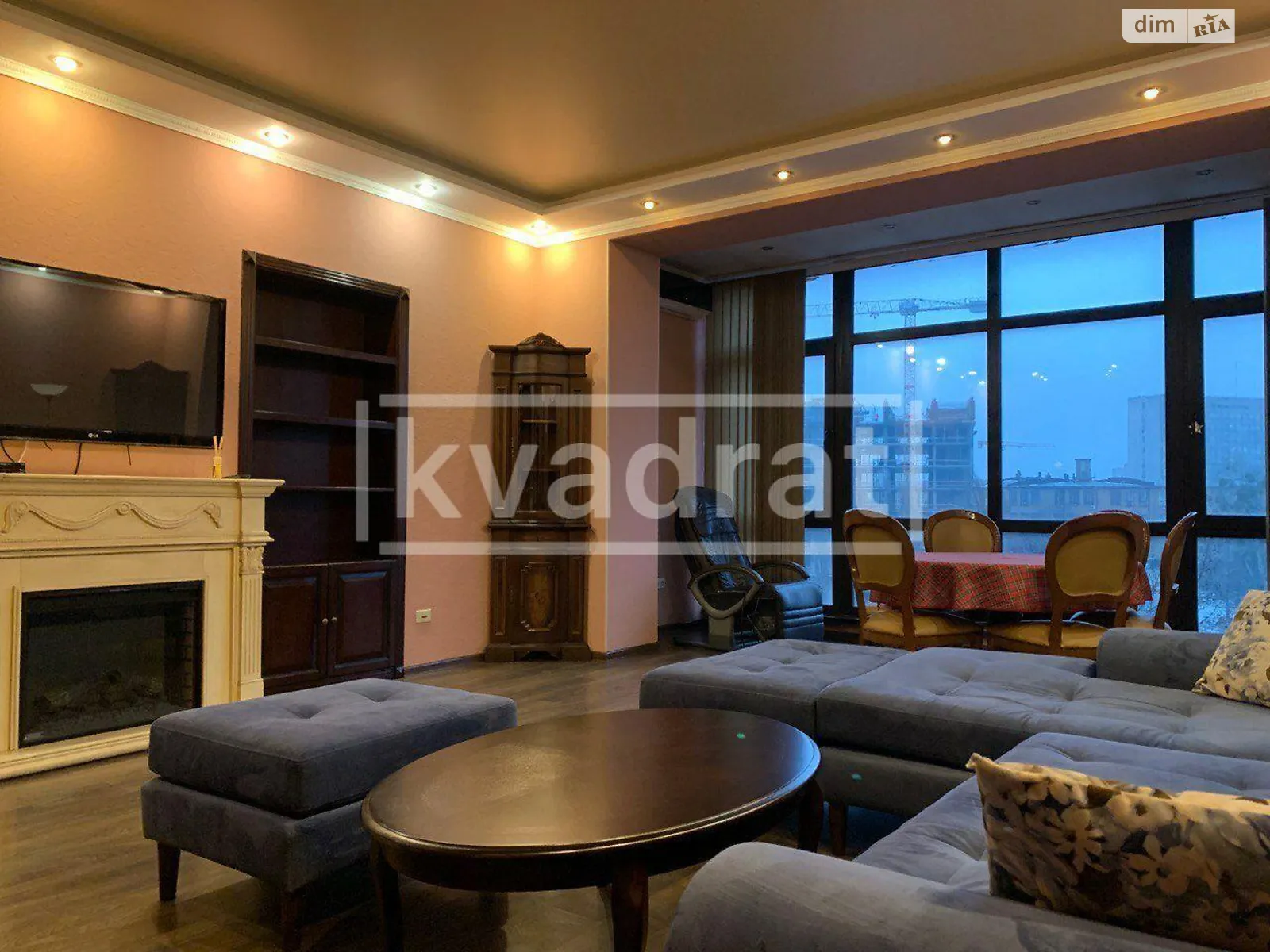 Сдается в аренду 3-комнатная квартира 110 кв. м в Киеве, ул. Михайла Грушевского