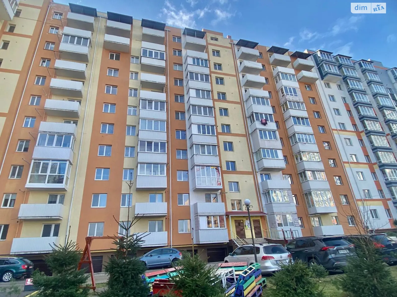 Продается 2-комнатная квартира 67 кв. м в Ровно, ул. Гайдамацкая