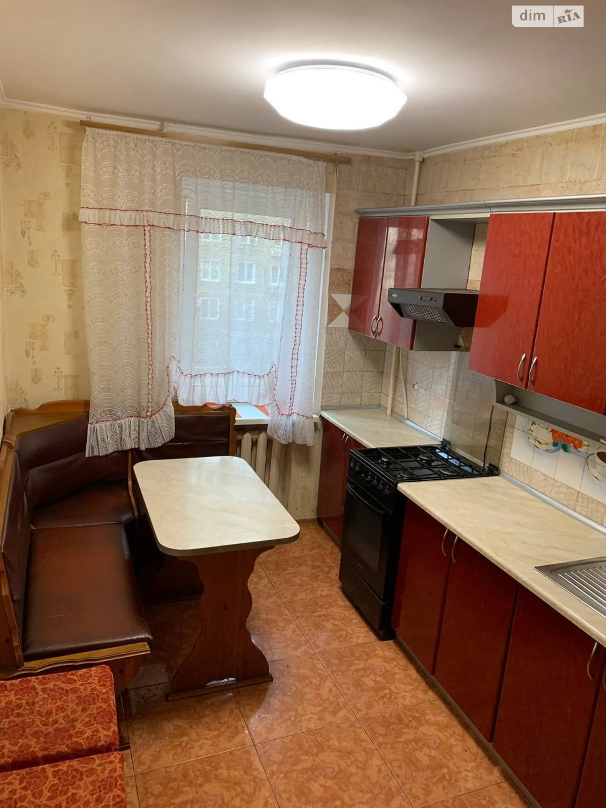 Продается 4-комнатная квартира 80 кв. м в Николаеве, ул. Чкалова (Центр), 108