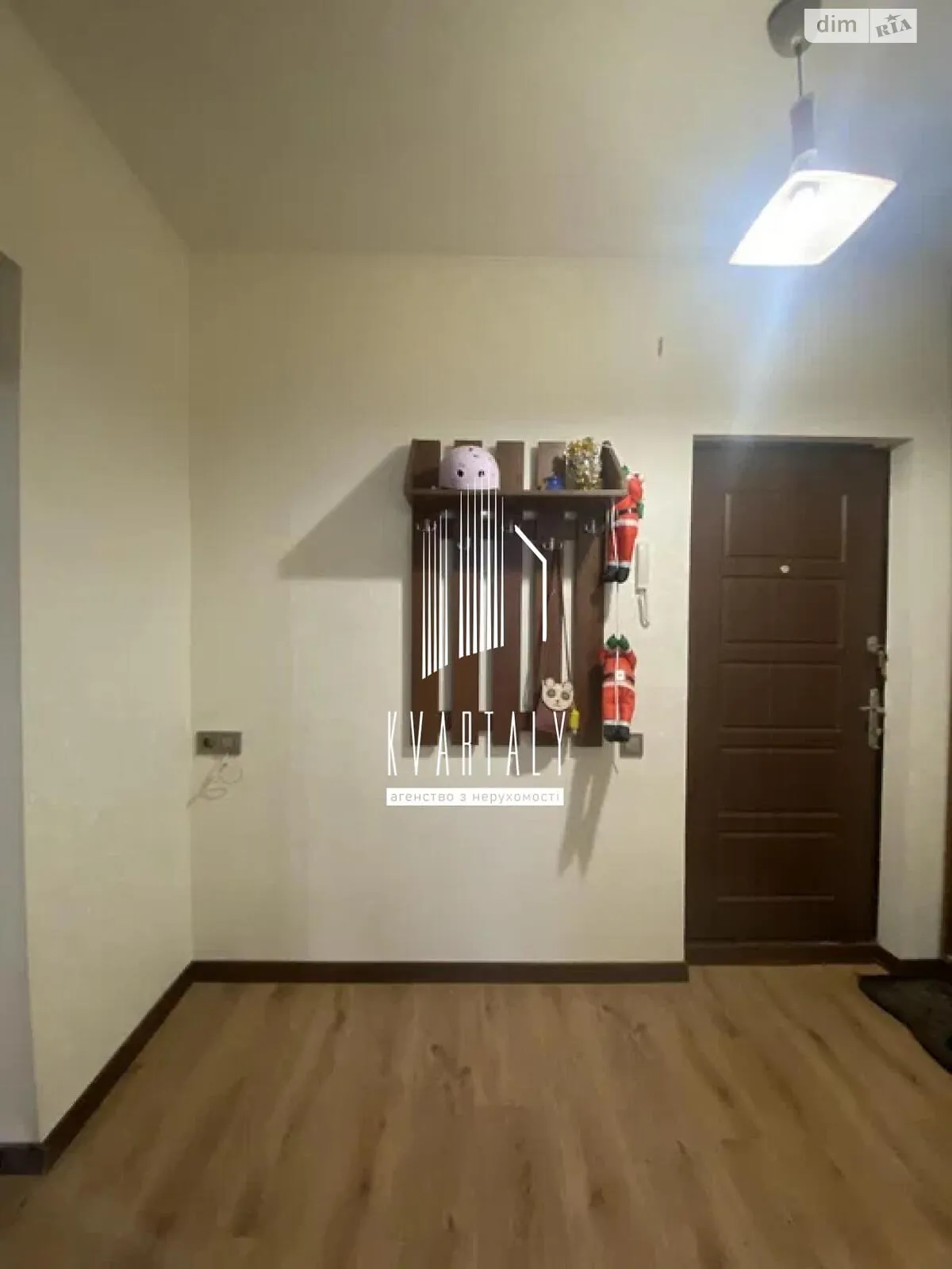Продается 1-комнатная квартира 43.3 кв. м в Киеве - фото 2
