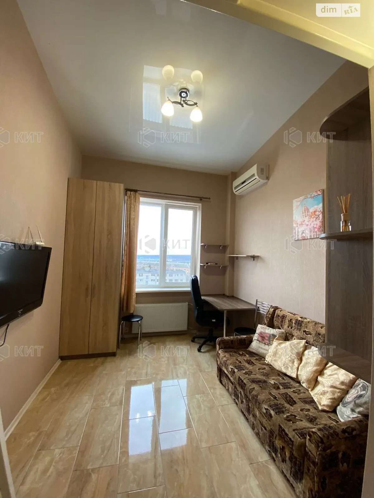 Продается 1-комнатная квартира 20 кв. м в Харькове, цена: 15500 $