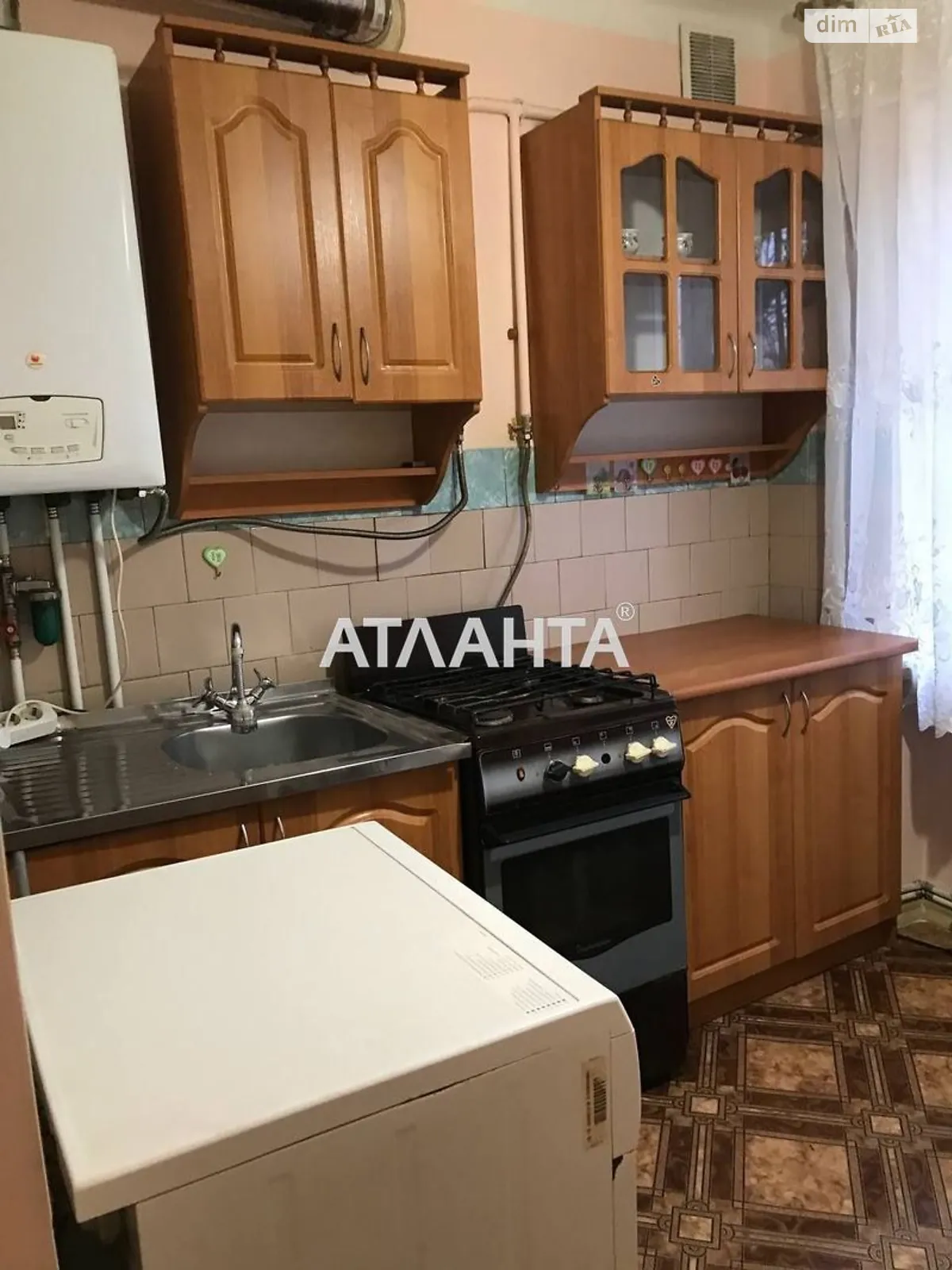 Продается 2-комнатная квартира 43.5 кв. м в Черновцах