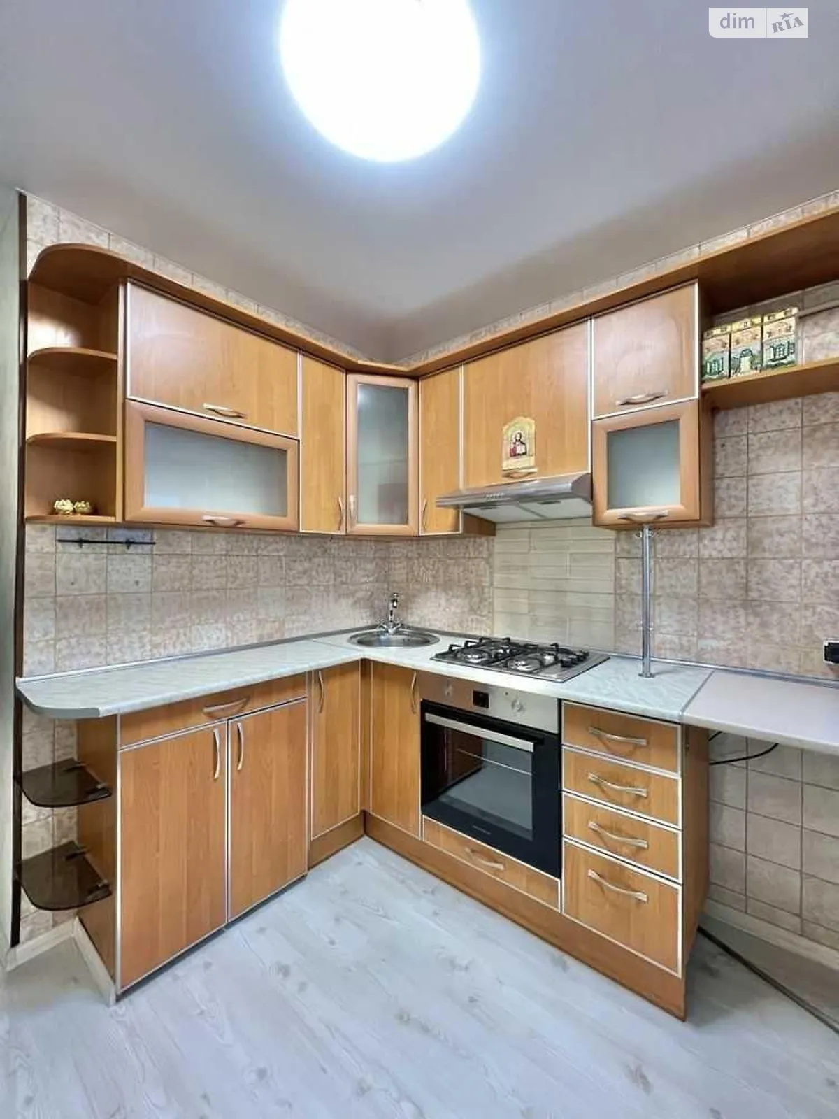 Продається 1-кімнатна квартира 33 кв. м у Харкові, цена: 21500 $