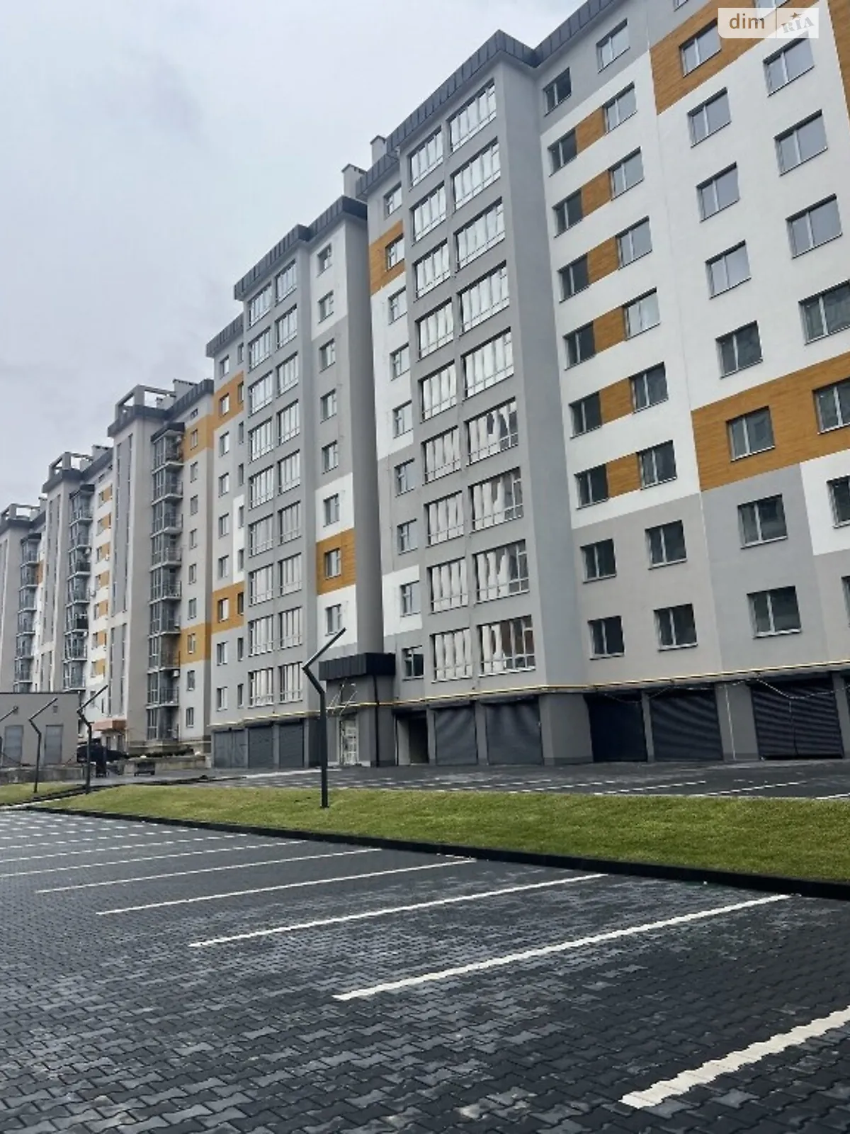 Продается 1-комнатная квартира 41 кв. м в Хмельницком, ул. Степана Бандеры - фото 1
