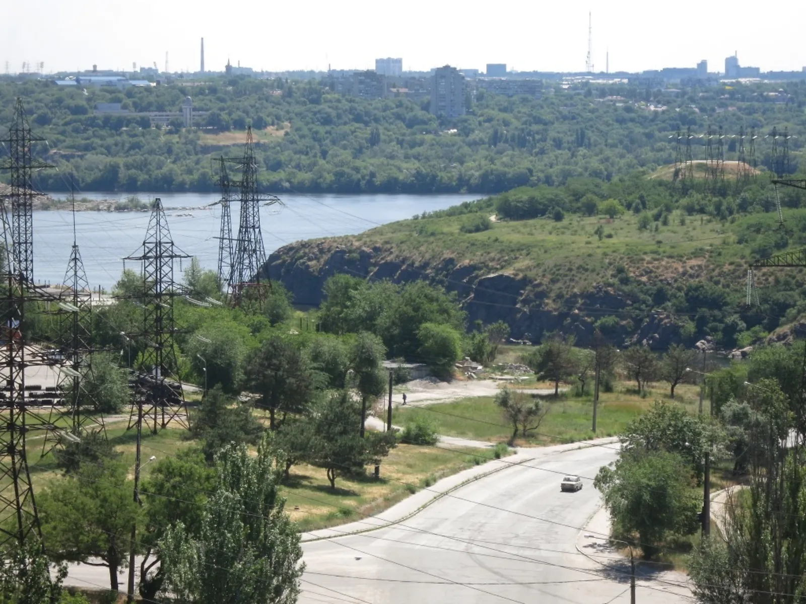 4-кімнатна квартира 90 кв. м у Запоріжжі, вул. Таганська, 16 - фото 1