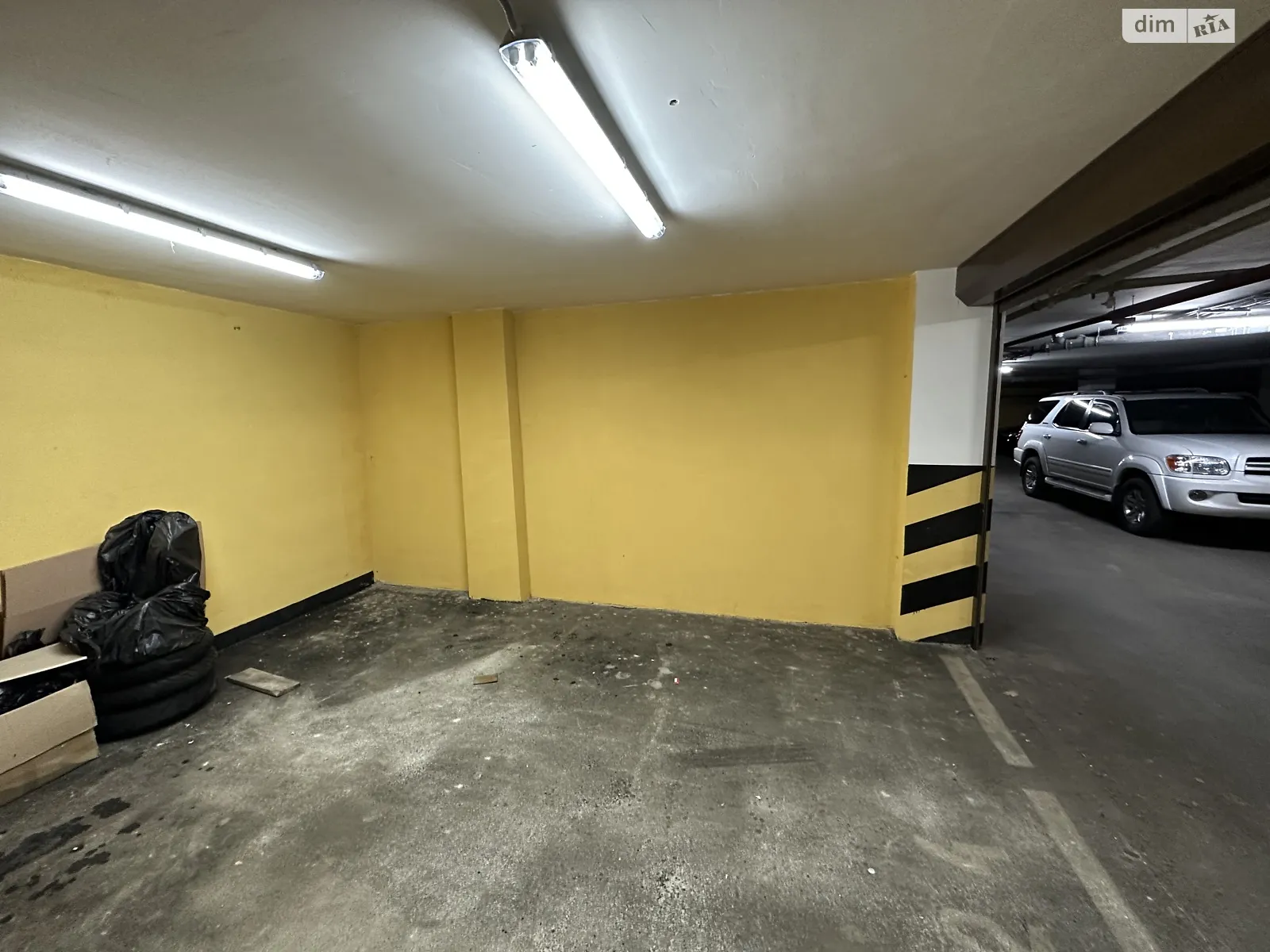 Продается подземный паркинг универсальный на 22 кв. м - фото 2